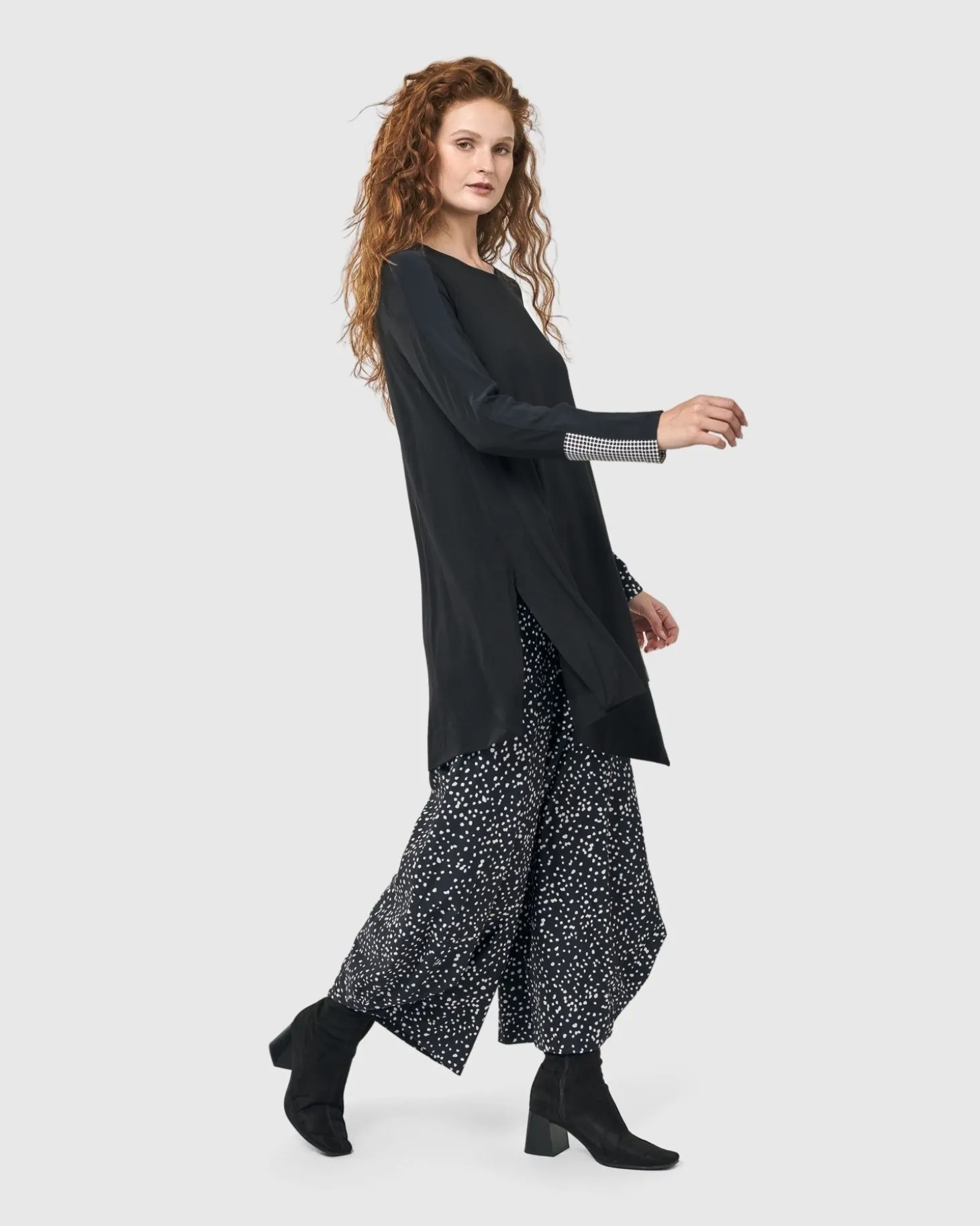 Women Alembika Josie Swing Tunic Top, Mono