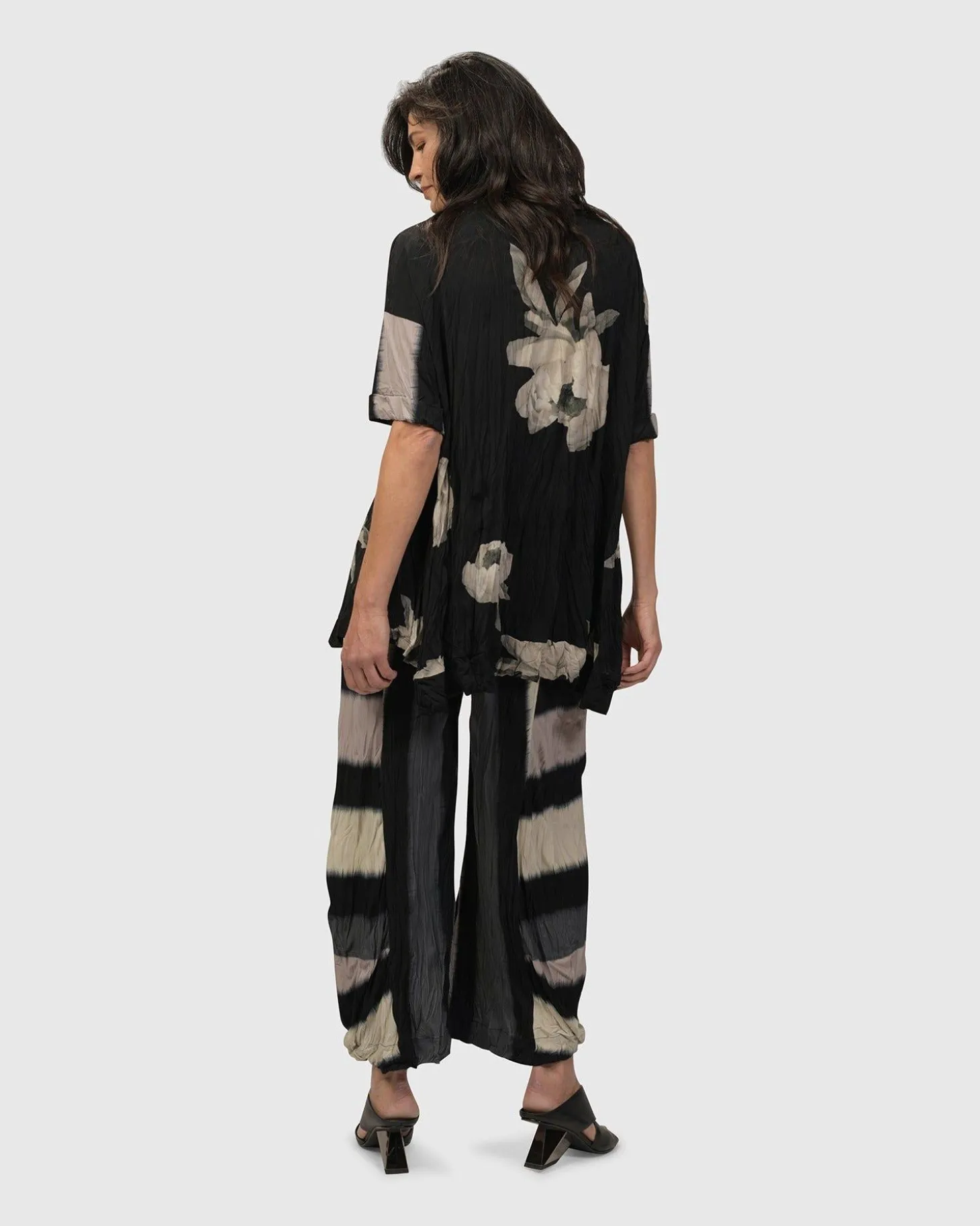 Women Alembika Laila Crinkle Trapeze Top, Stripe/Roses