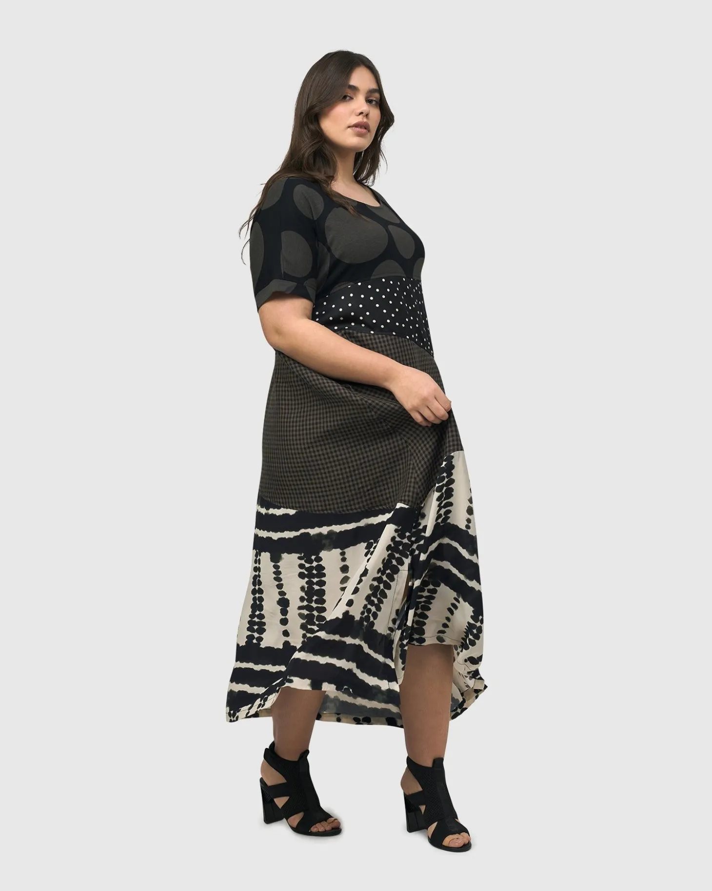 Women Alembika Lost City T-Shirt Dress, Savanna