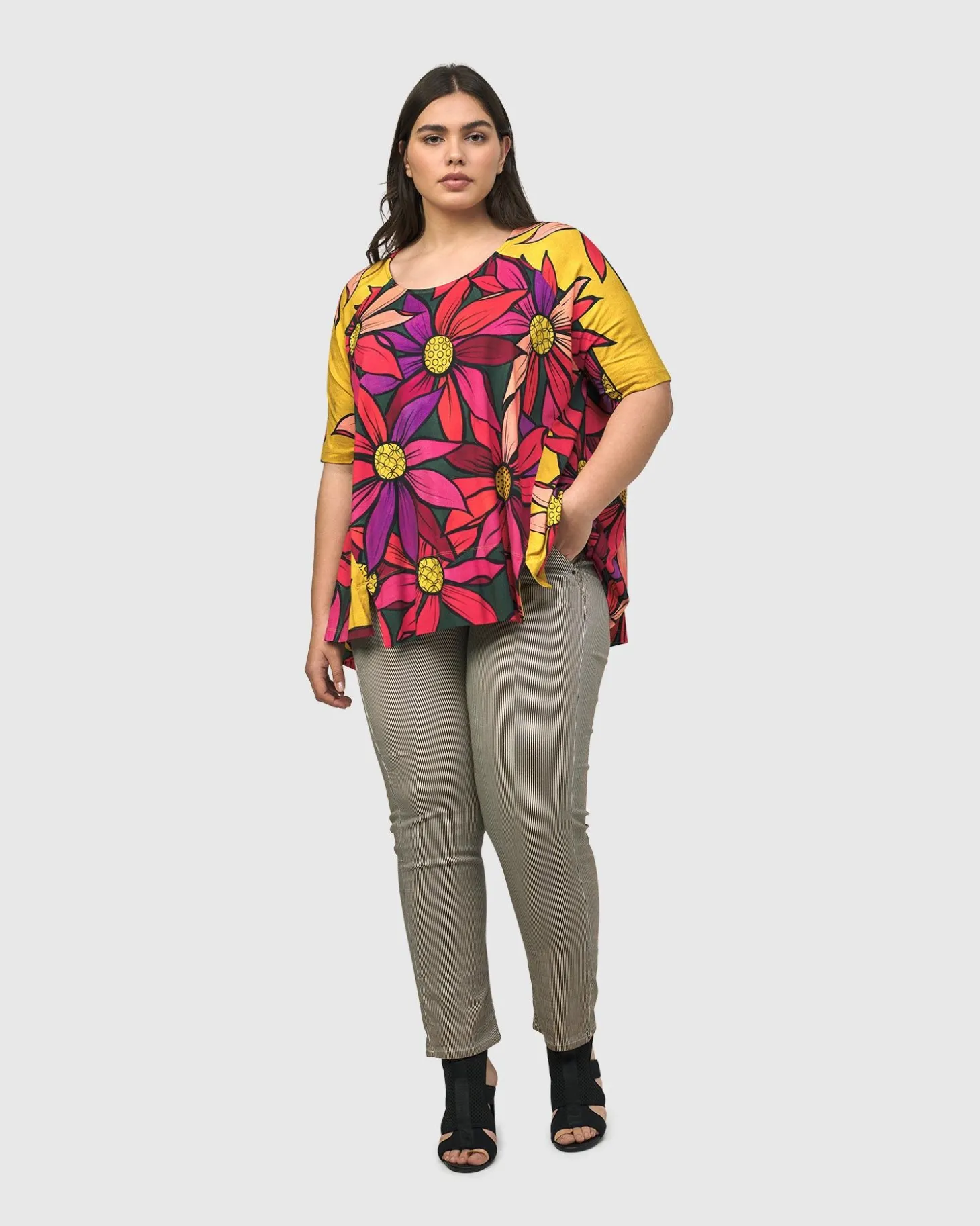 Women Alembika Marigold Trapeze Top, Bouquet