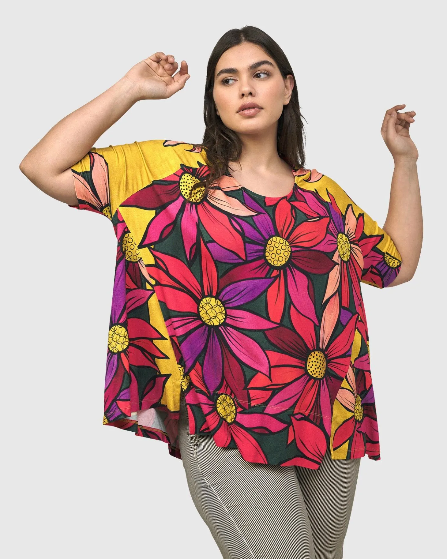 Women Alembika Marigold Trapeze Top, Bouquet