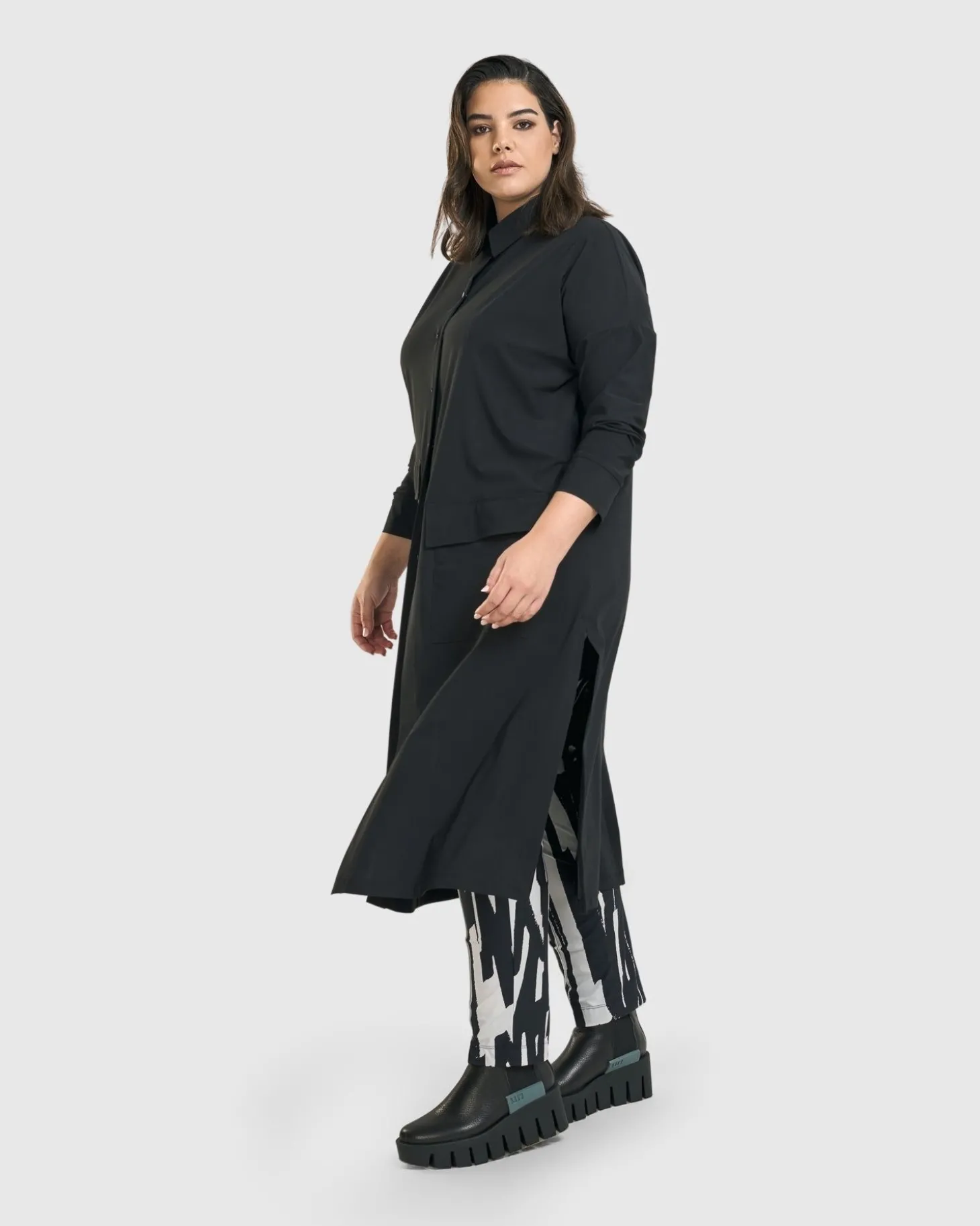 Women Alembika Matrix Duster, Black