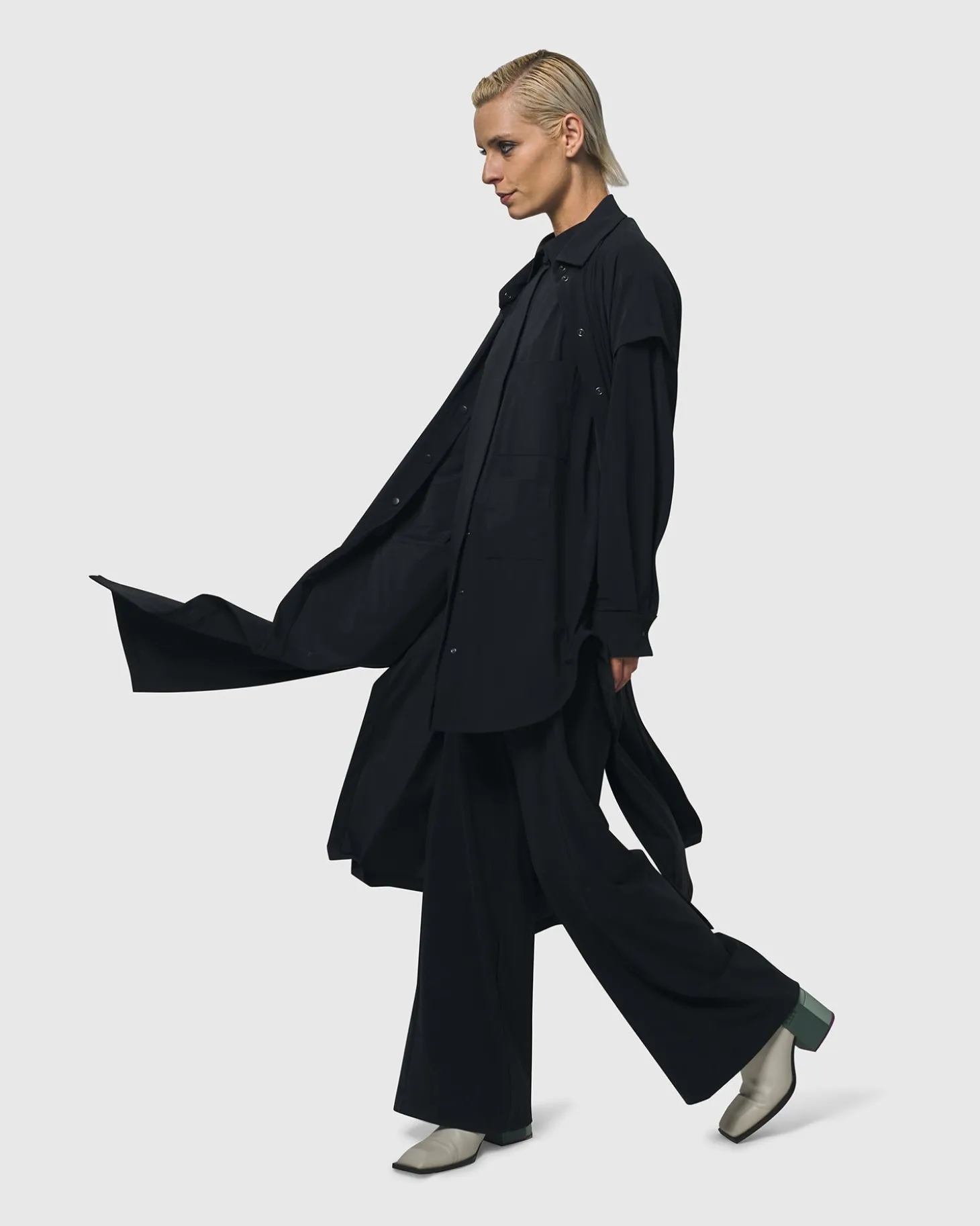 Women Alembika Matrix Short Sleeve Duster, Black