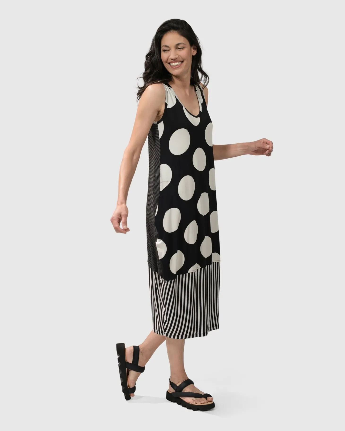 Women Alembika Minnie Sleeveless Midi Dress Mono