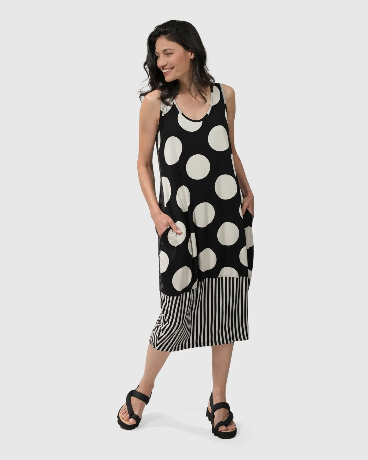 Women Alembika Minnie Sleeveless Midi Dress Mono