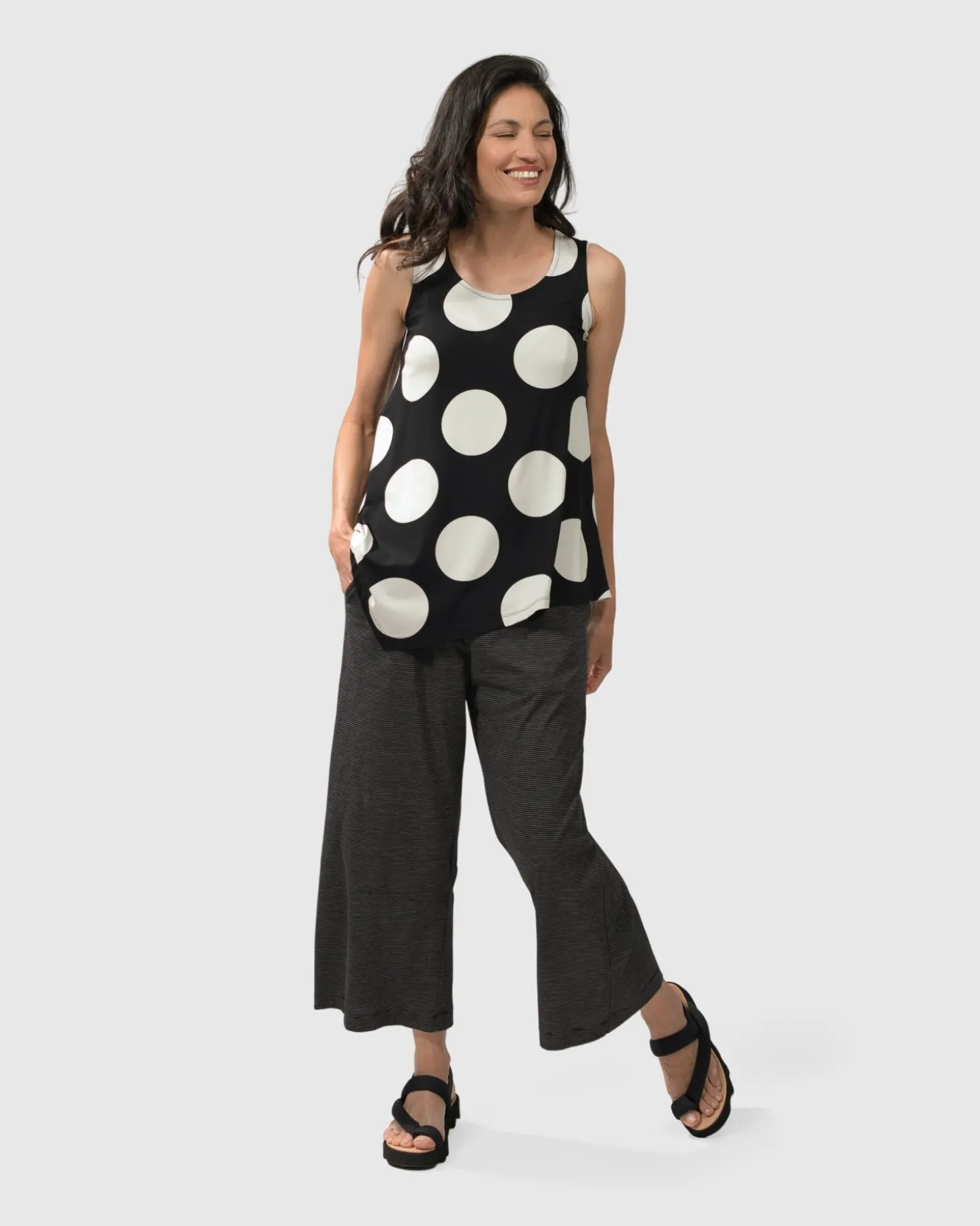 Women Alembika Minnie Sleeveless Uptown Top, Mono