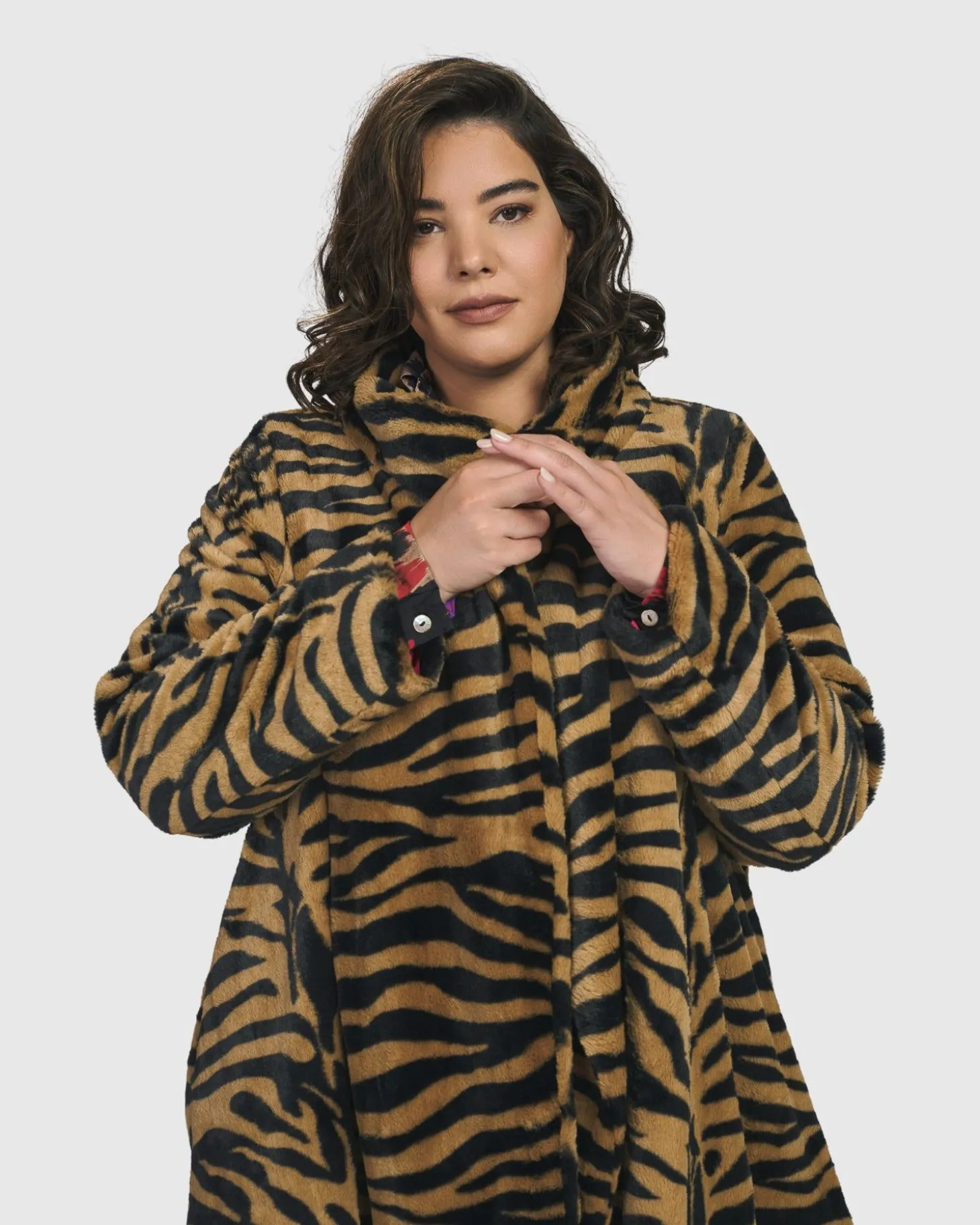 Women Alembika Modern Museum Jacket