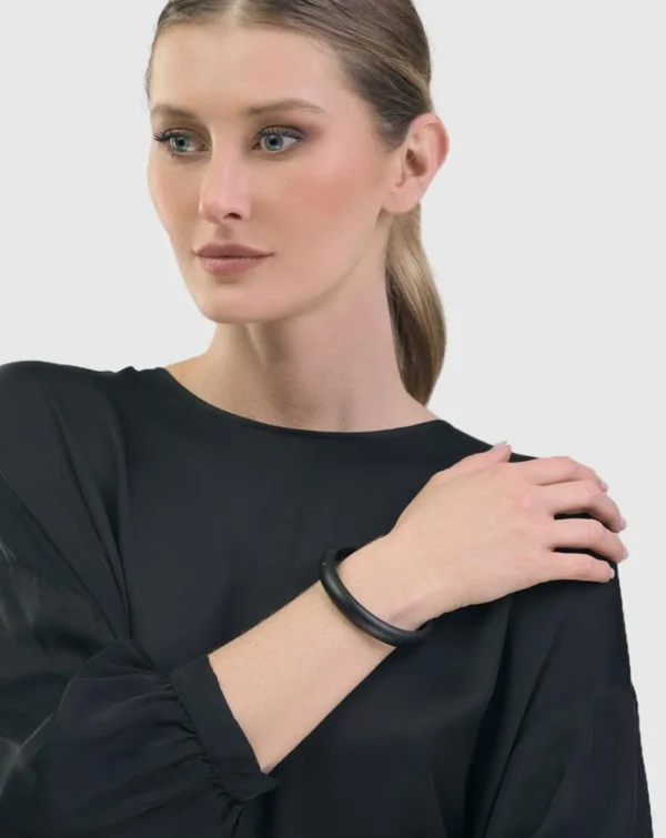 Women Alembika Monochrome Bangle Bracelet, Marble