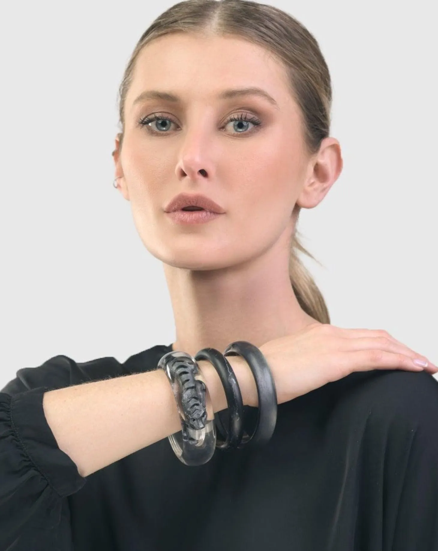 Women Alembika Monochrome Bangle Bracelet, Marble