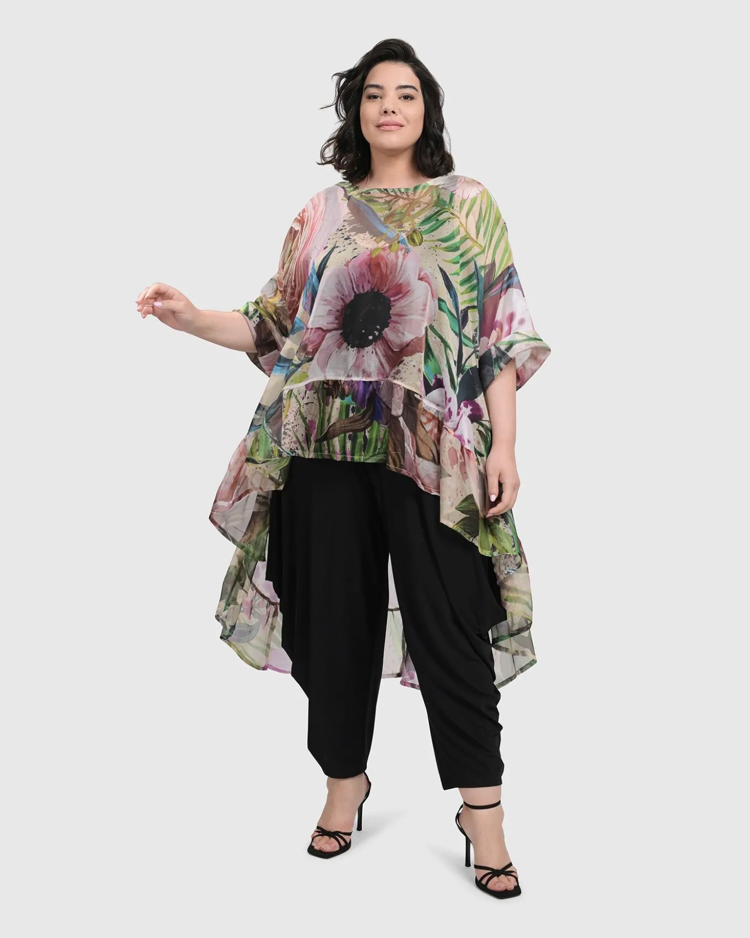Women Alembika Moonflower Hi Lo Tunic Top, Bouquet