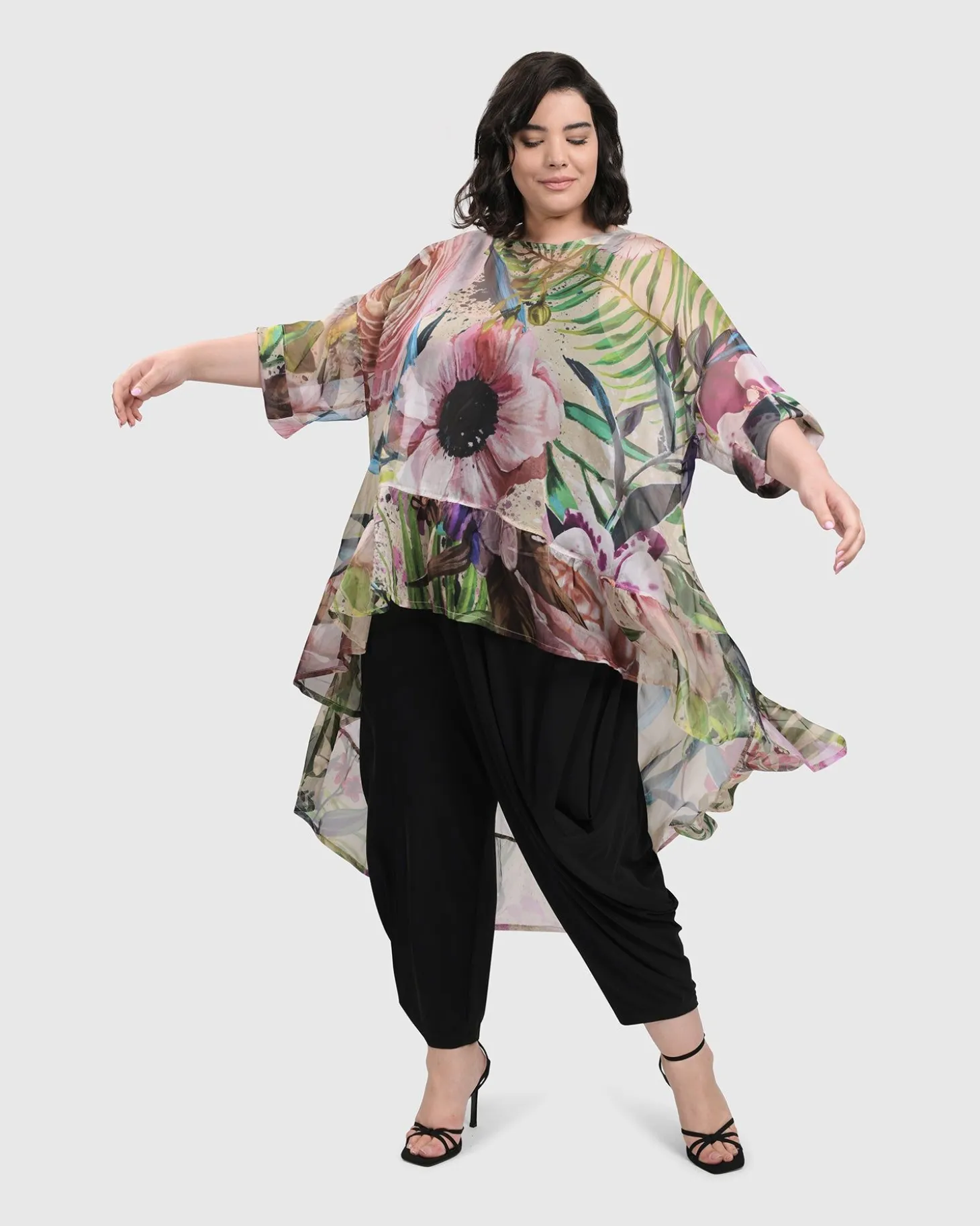 Women Alembika Moonflower Hi Lo Tunic Top, Bouquet