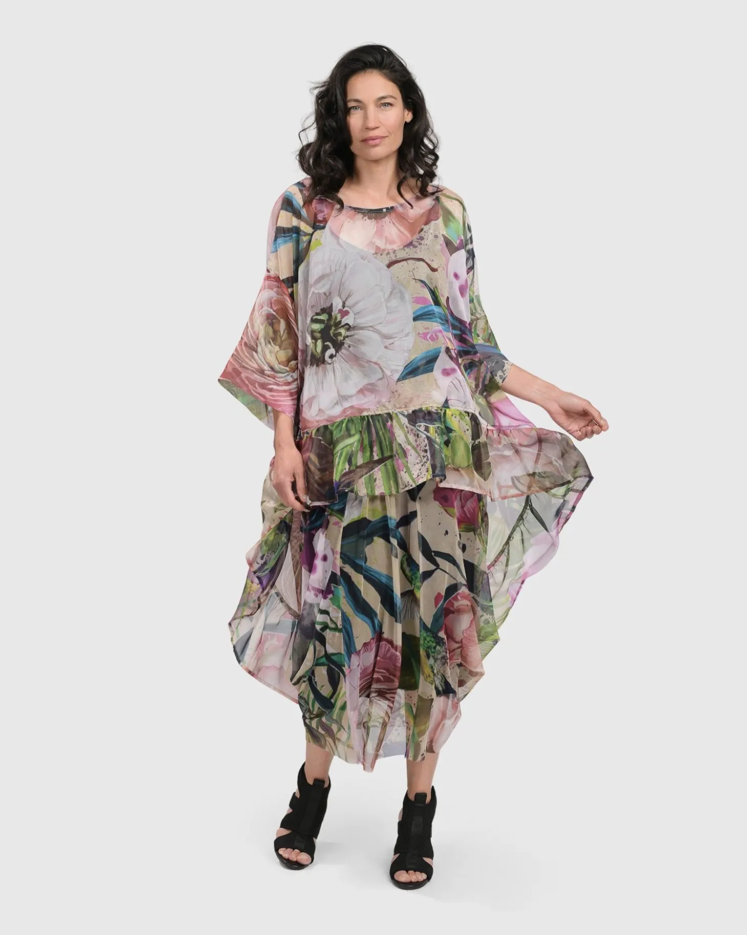 Women Alembika Moonflower Hi Lo Tunic Top, Bouquet