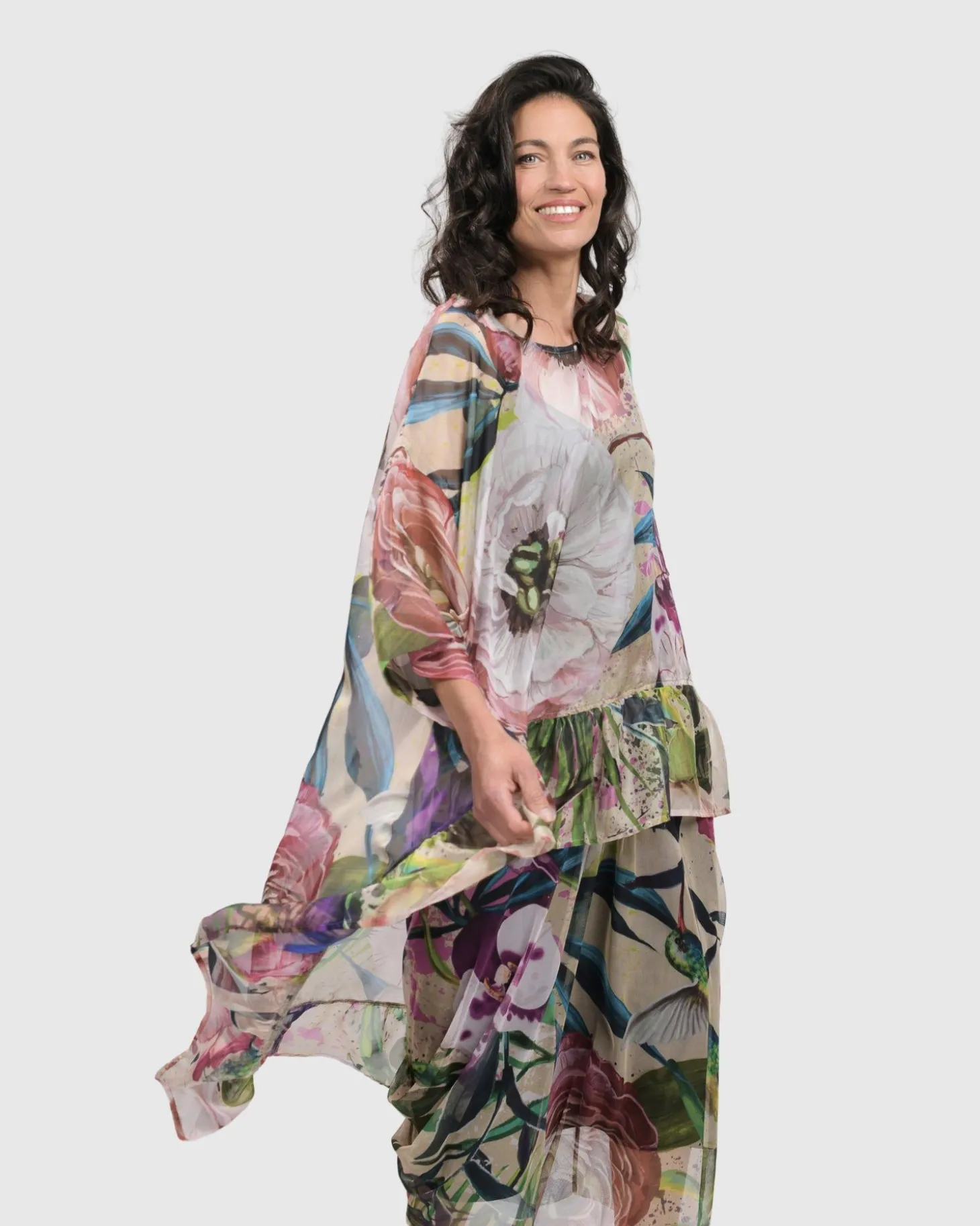 Women Alembika Moonflower Hi Lo Tunic Top, Bouquet