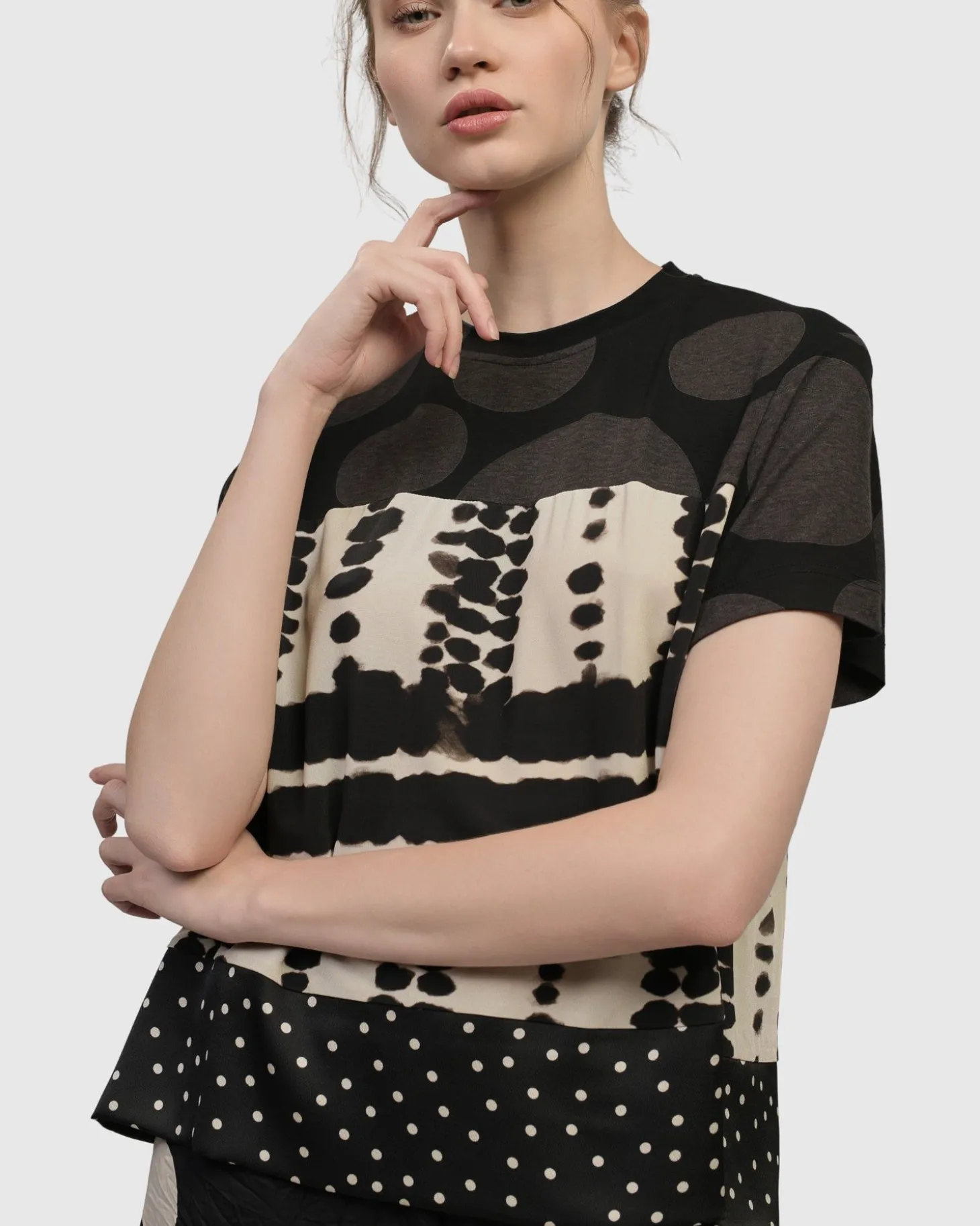 Women Alembika Mountaineer Tee, Savanna