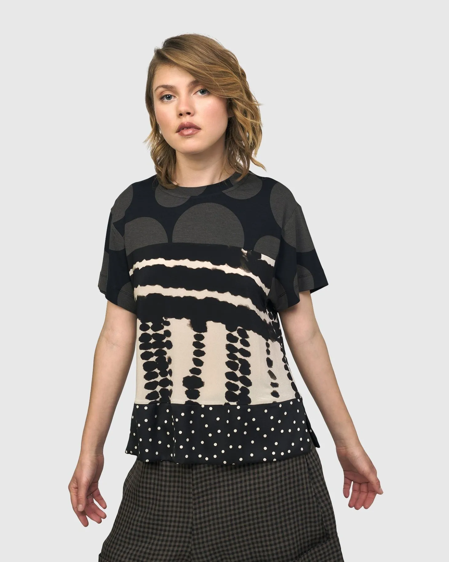 Women Alembika Mountaineer Tee, Savanna