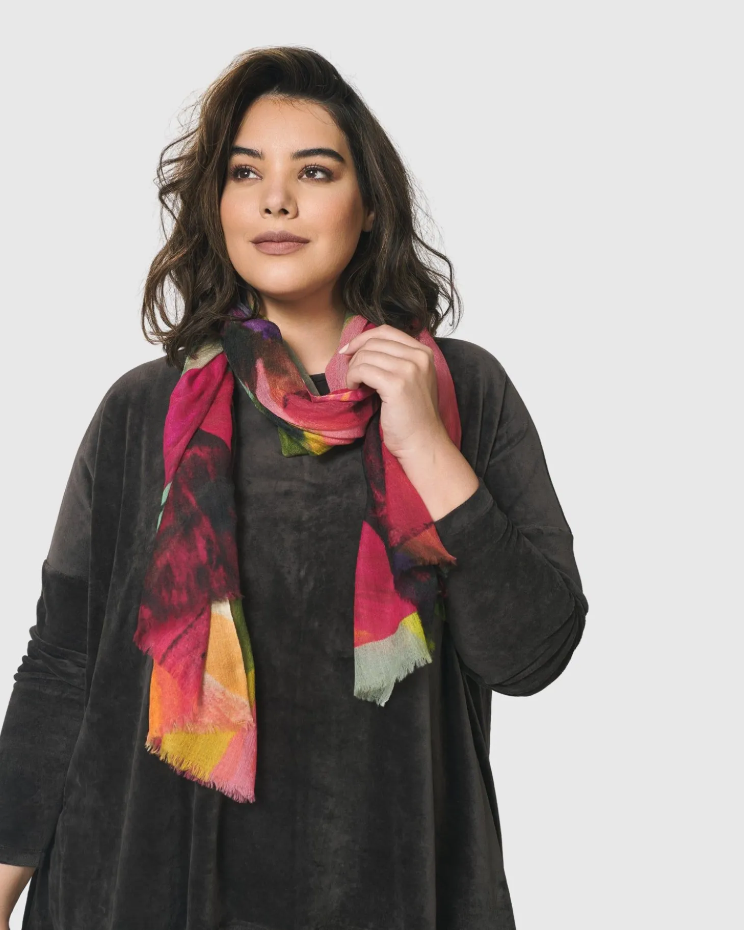 Women Alembika Museum Piece Scarf, Leaves