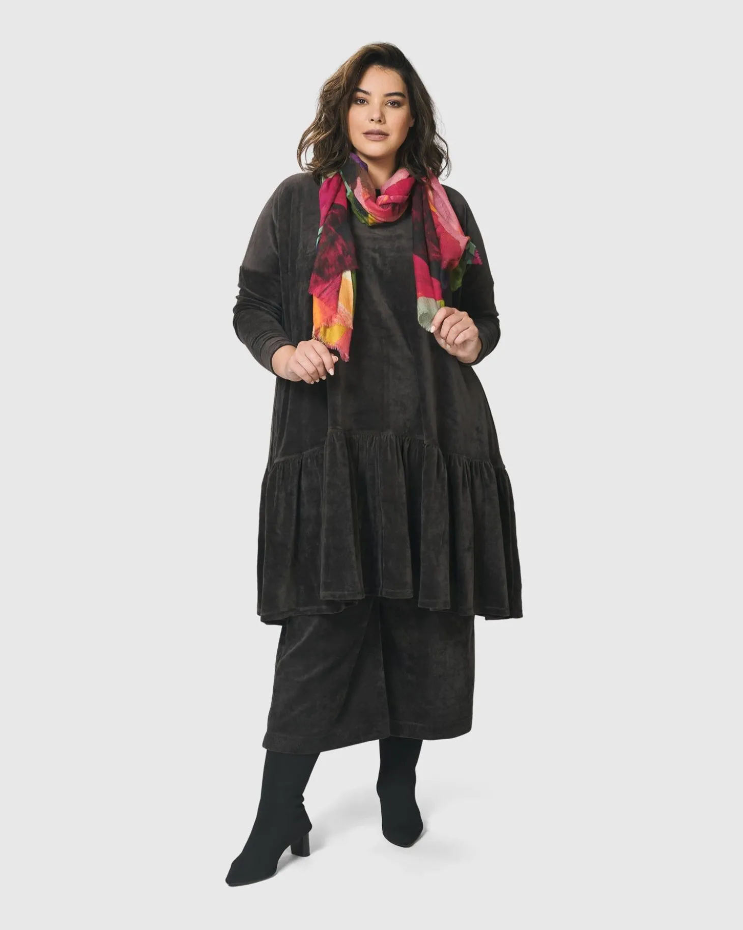 Women Alembika Museum Piece Scarf, Leaves