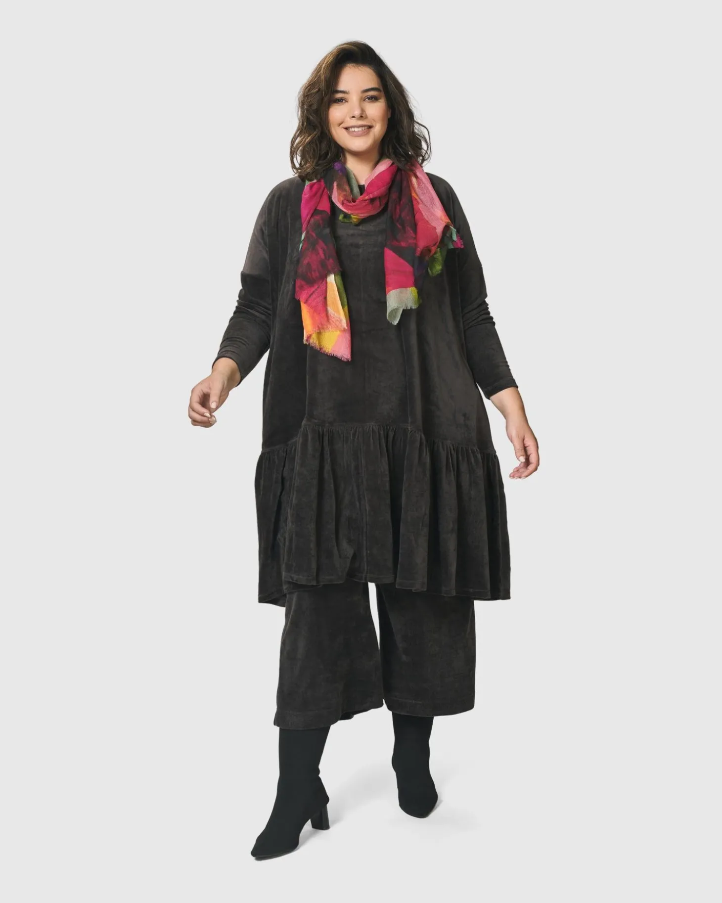 Women Alembika Museum Piece Scarf, Leaves