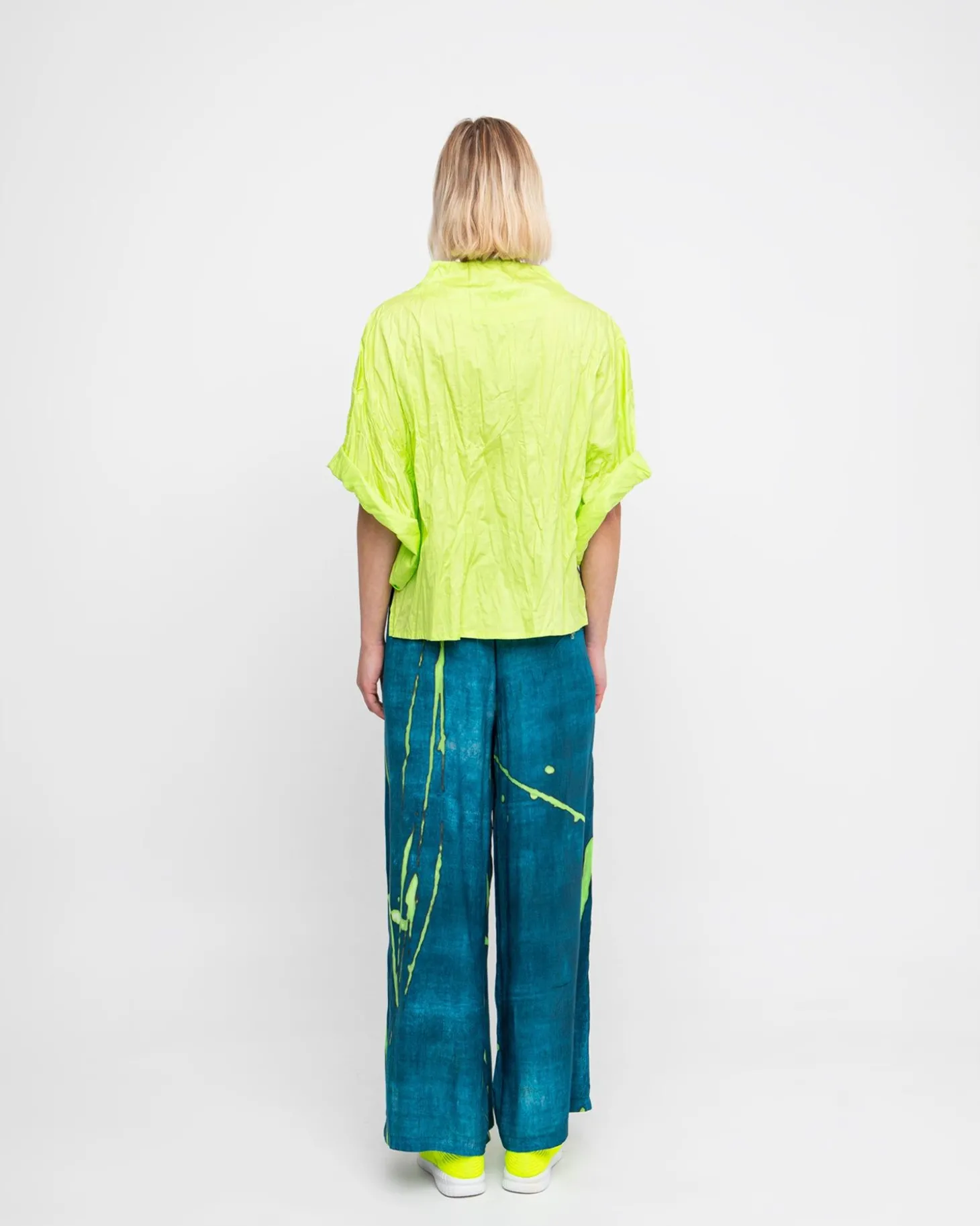 Women Alembika Ozai N Ku Crinkle Funnel Shirt, Lime