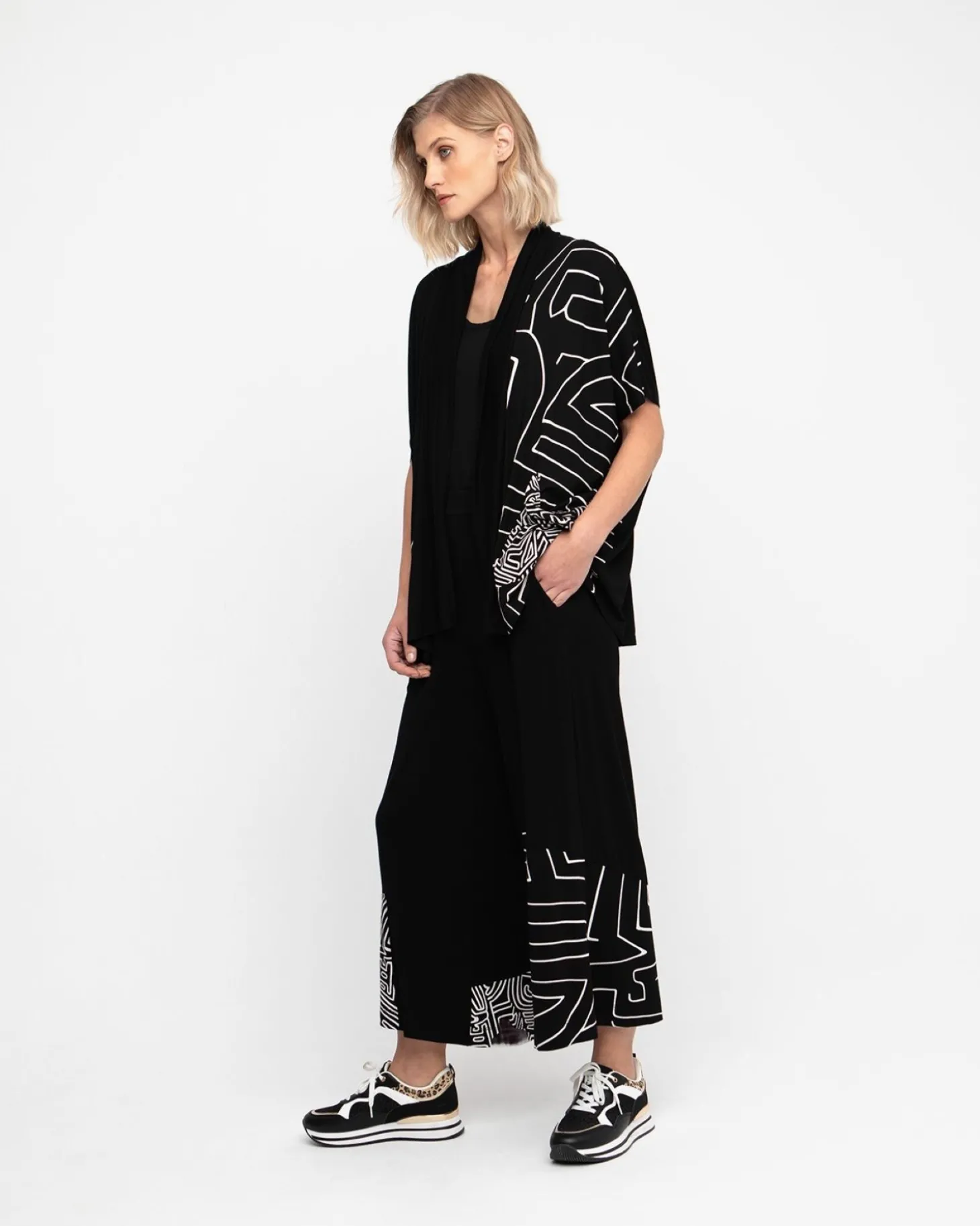 Women Alembika Ozai N Ku Daydream Lounge Pants, Mitos