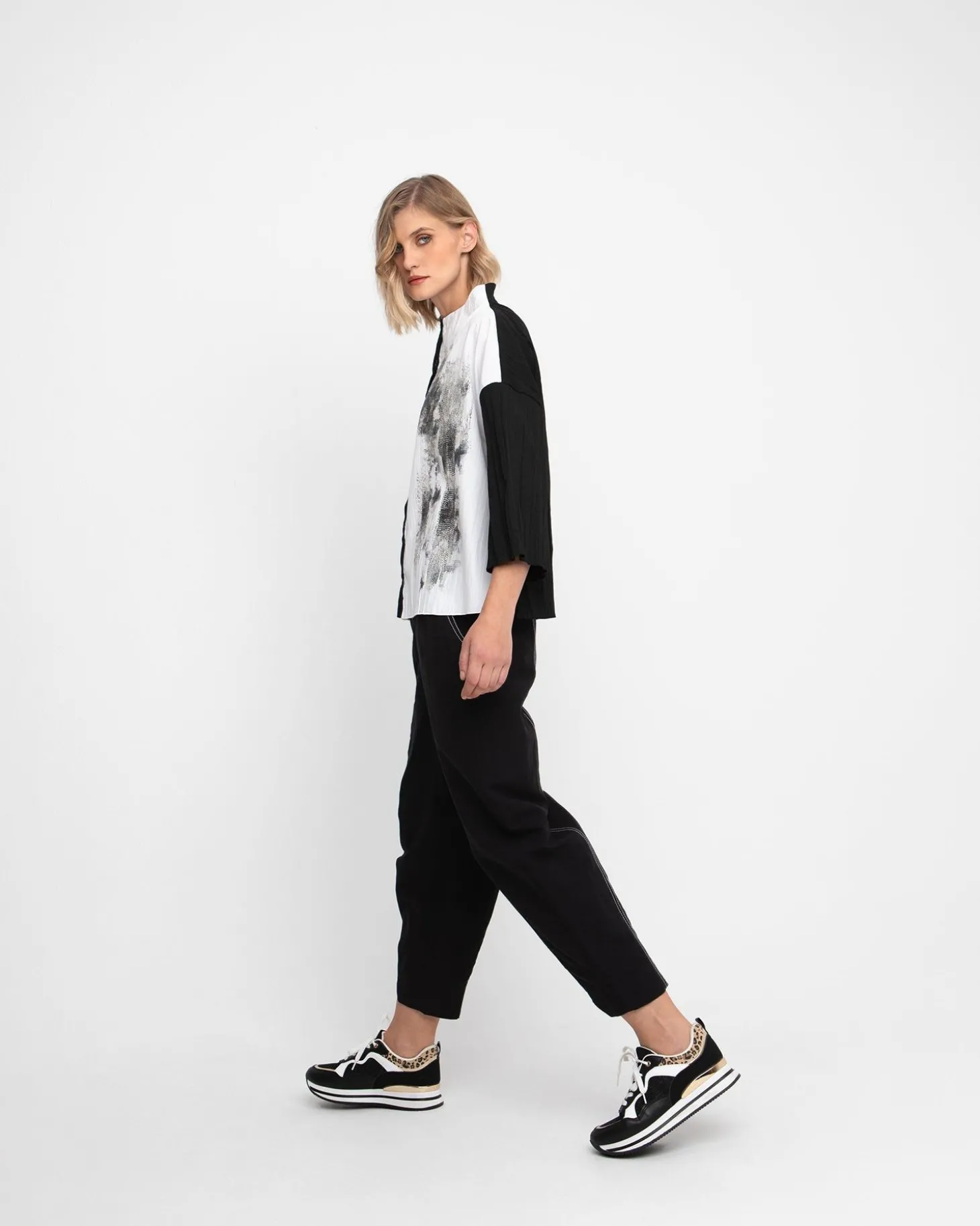 Women Alembika Ozai N Ku Duo Funnel Top, Black