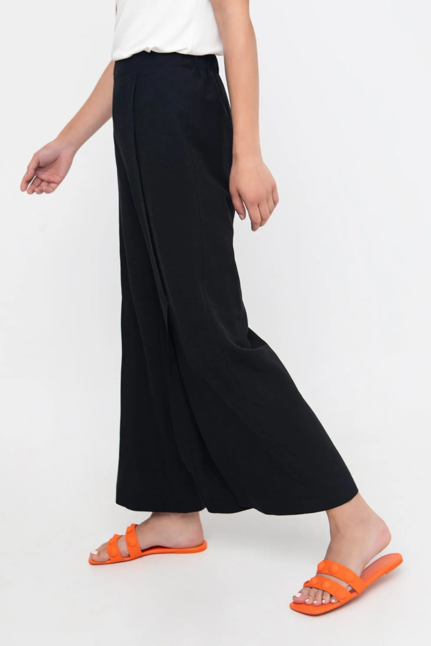 Women Alembika Ozai N Ku Must-Have Slit-Front Flare Pants, Black