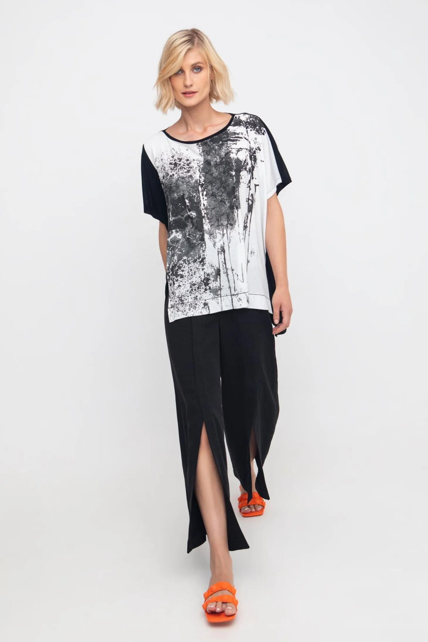 Women Alembika Ozai N Ku Must-Have Slit-Front Flare Pants, Black