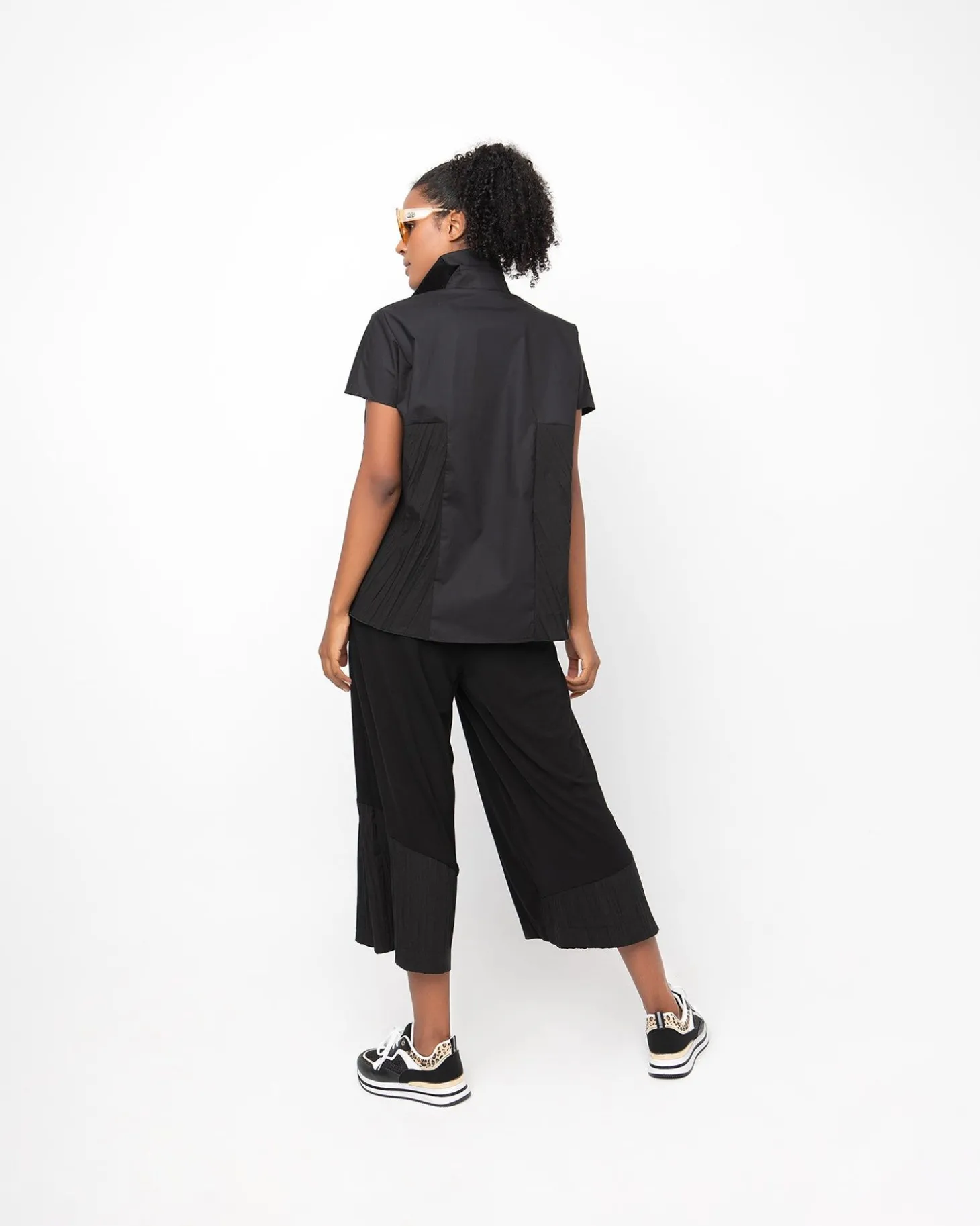 Women Alembika Ozai N Ku Pleated Boxy Shirt, Black
