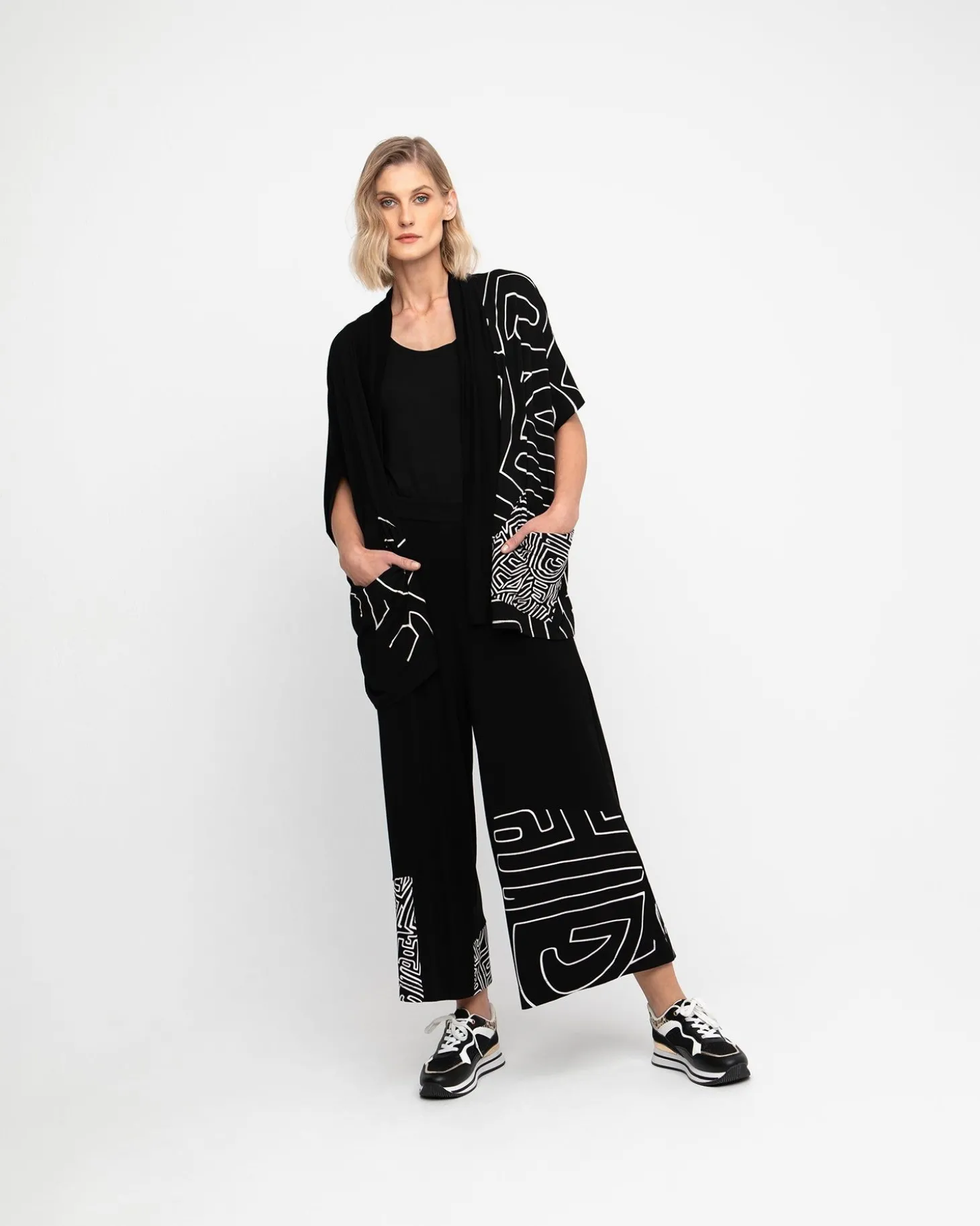 Women Alembika Ozai N Ku Zigzag Cardigan, Mitos