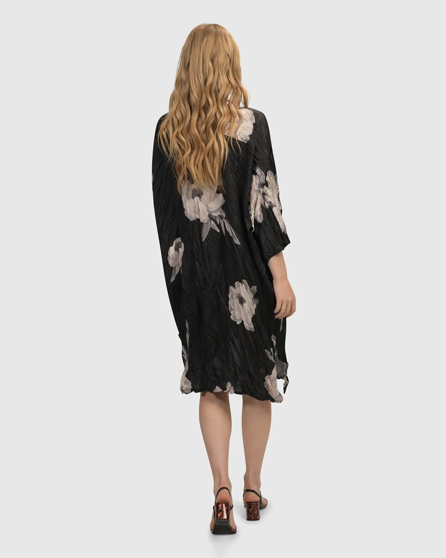 Women Alembika Paige Crinkle Caftan Tunic Dress, Roses