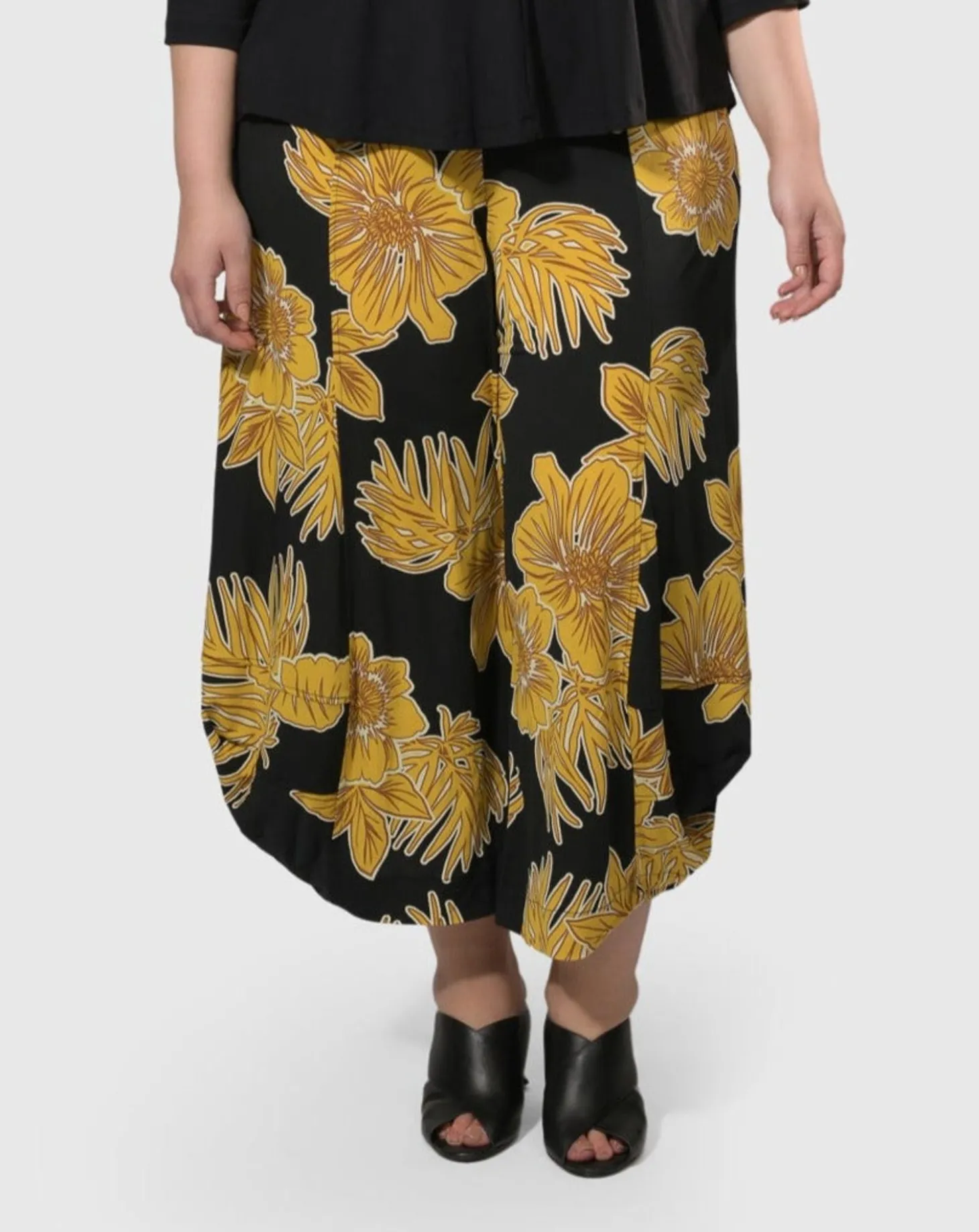 Women Alembika Paradise Punto Pants, Gold