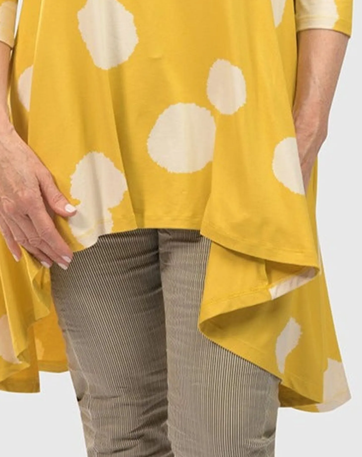 Women Alembika Perfect Swing Tunic Top, Canary Spots