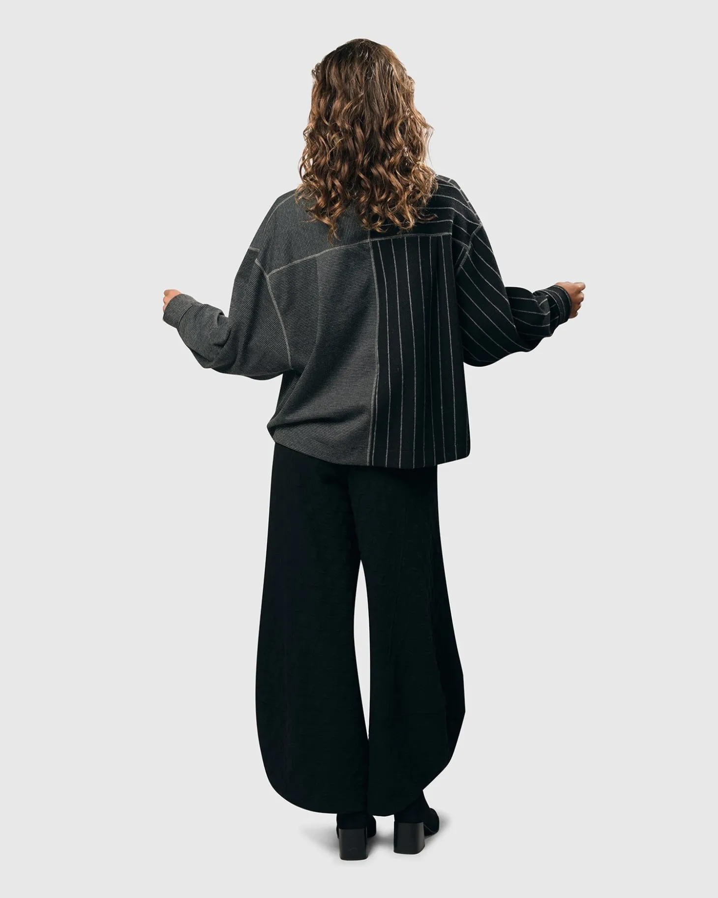 Women Alembika Pucker Dot Punto Pants, Black