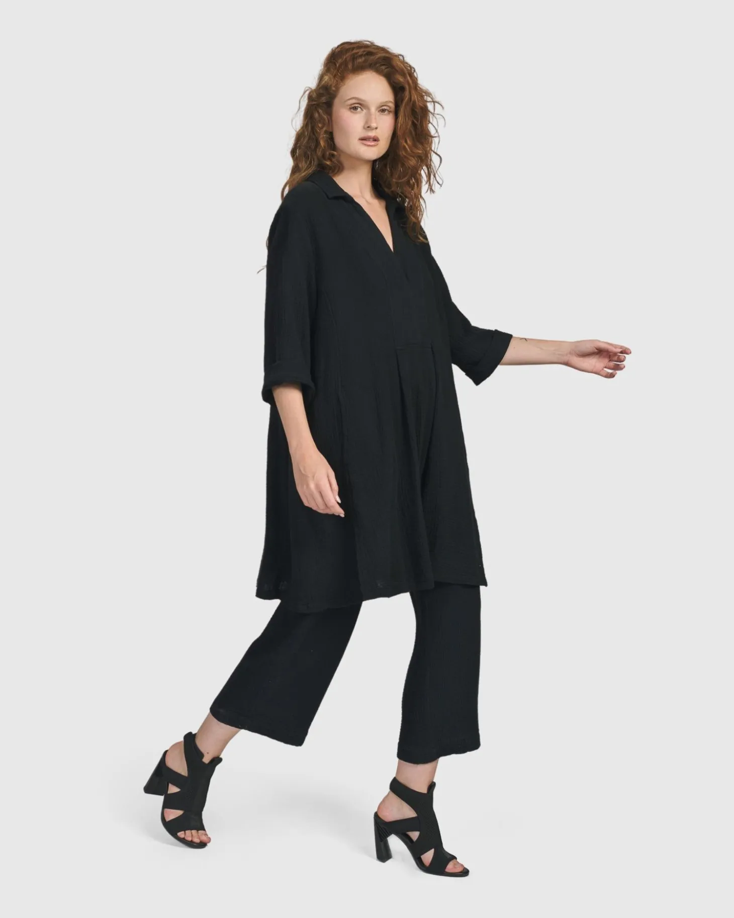 Women Alembika Recreation Tunic Top, Black