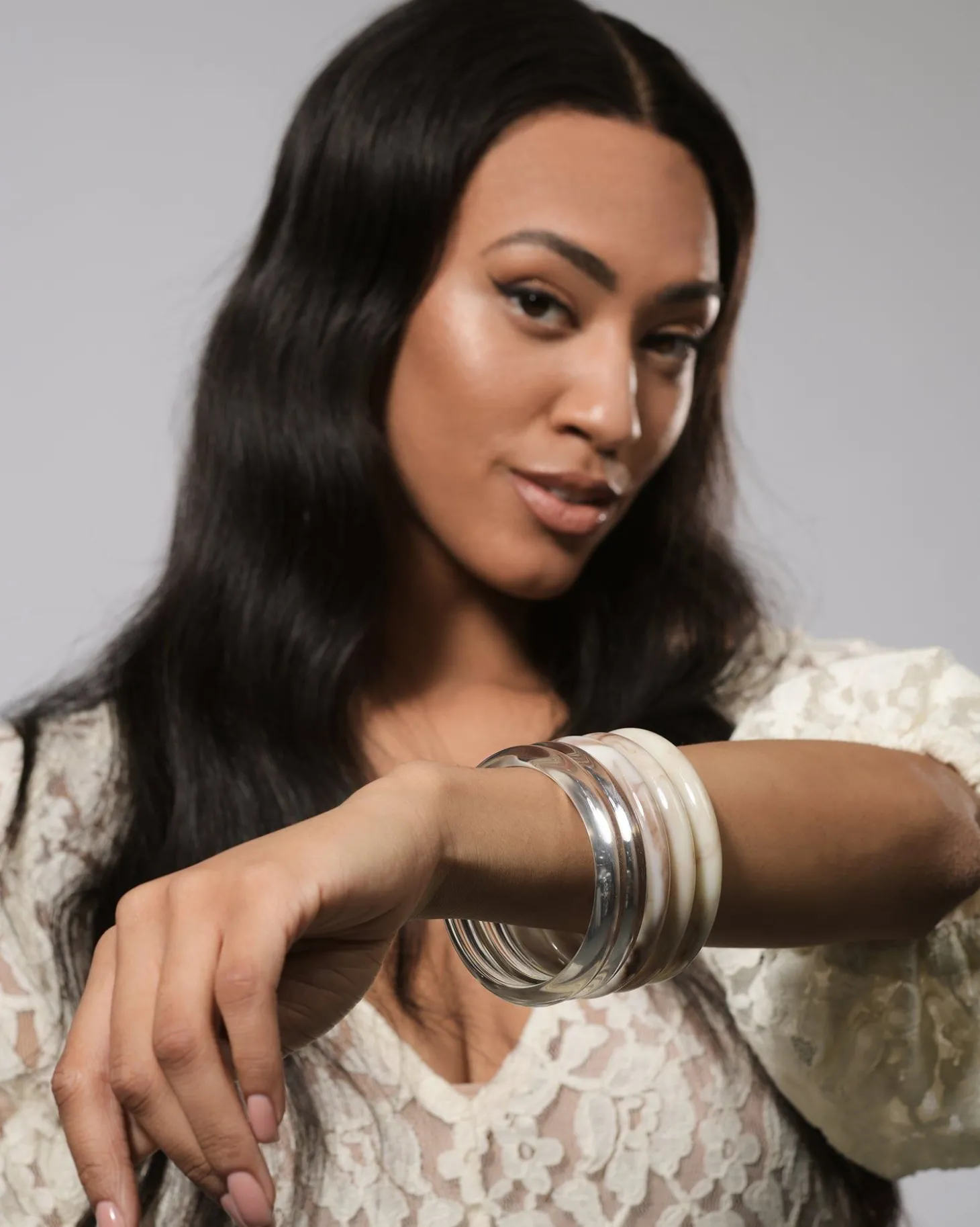 Women Alembika Rounded Bangle Bracelet, Oat