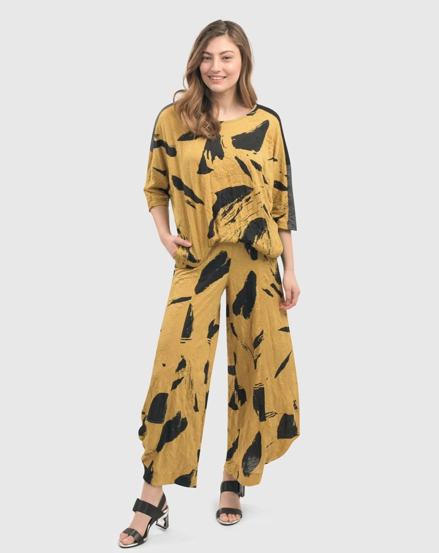 Women Alembika Ru Crinkle Dolman Top, Yellow