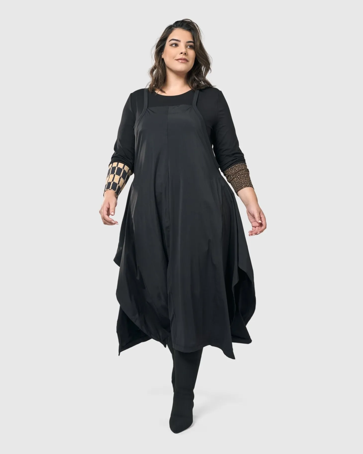 Women Alembika Shelley Apron Dress, Black
