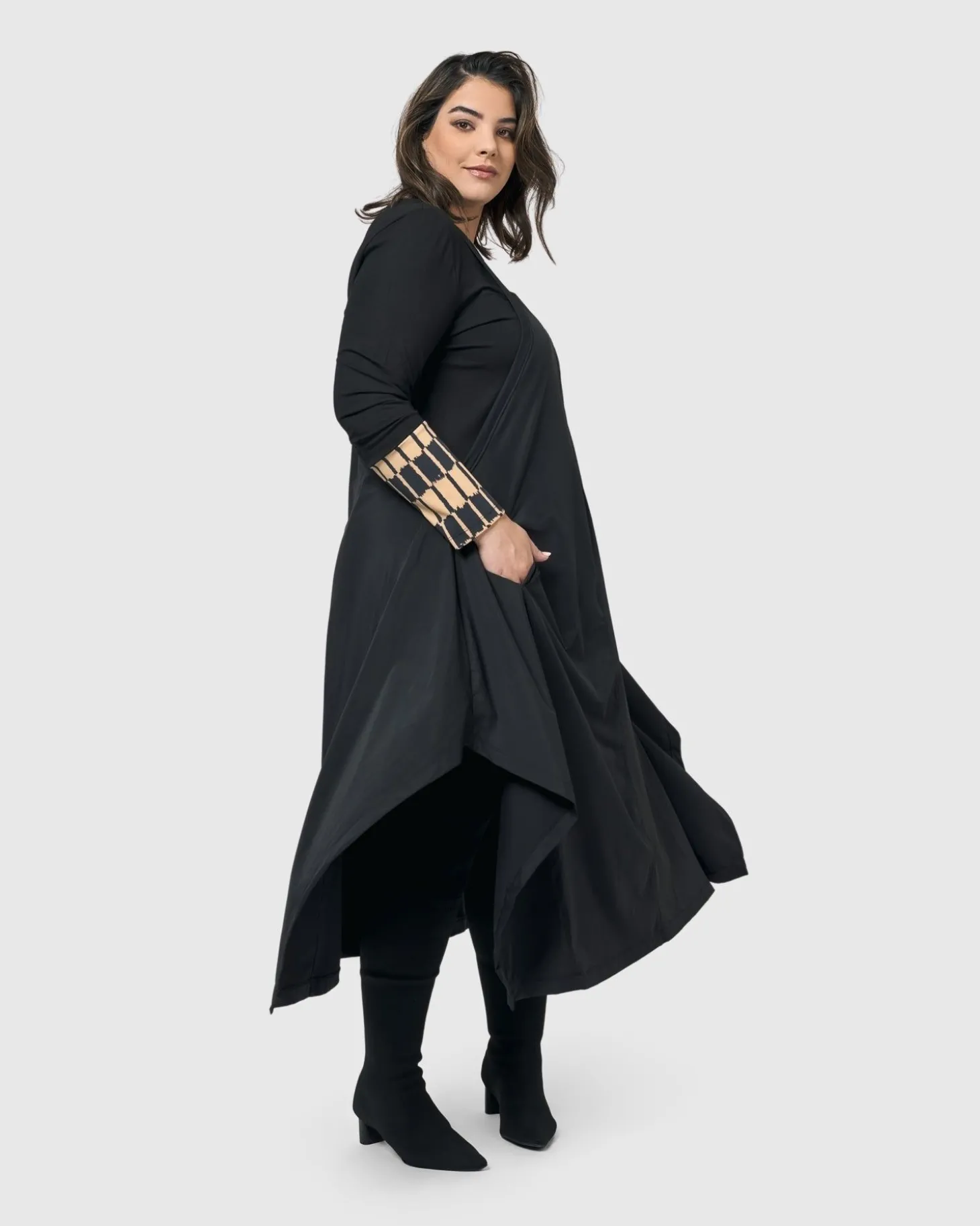 Women Alembika Shelley Apron Dress, Black
