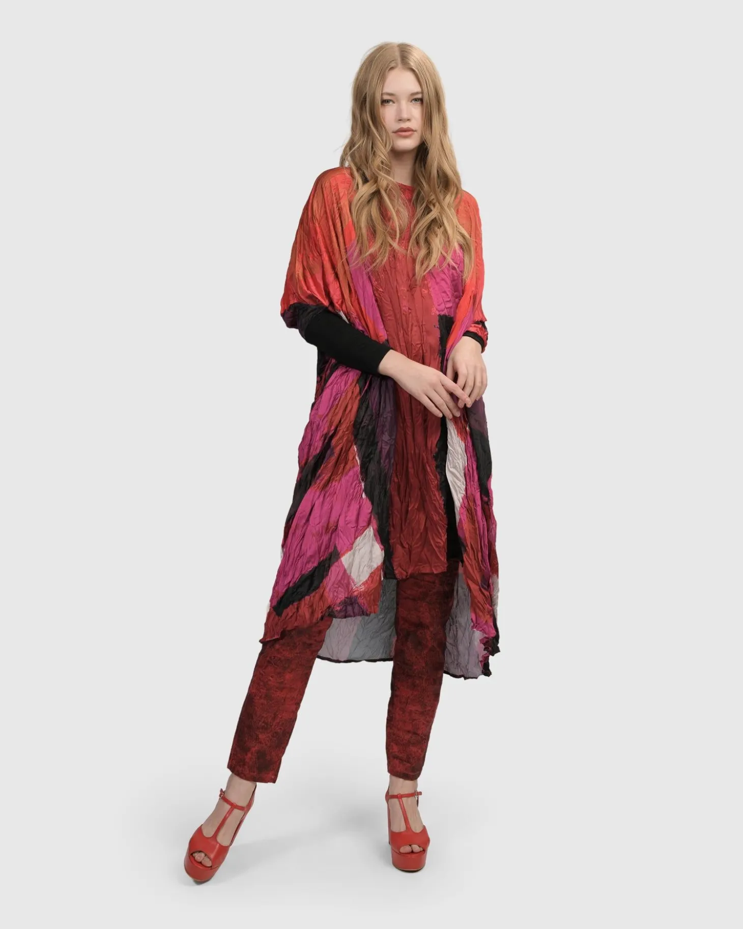 Women Alembika Sunset Strip Muumuu Dress, Magenta