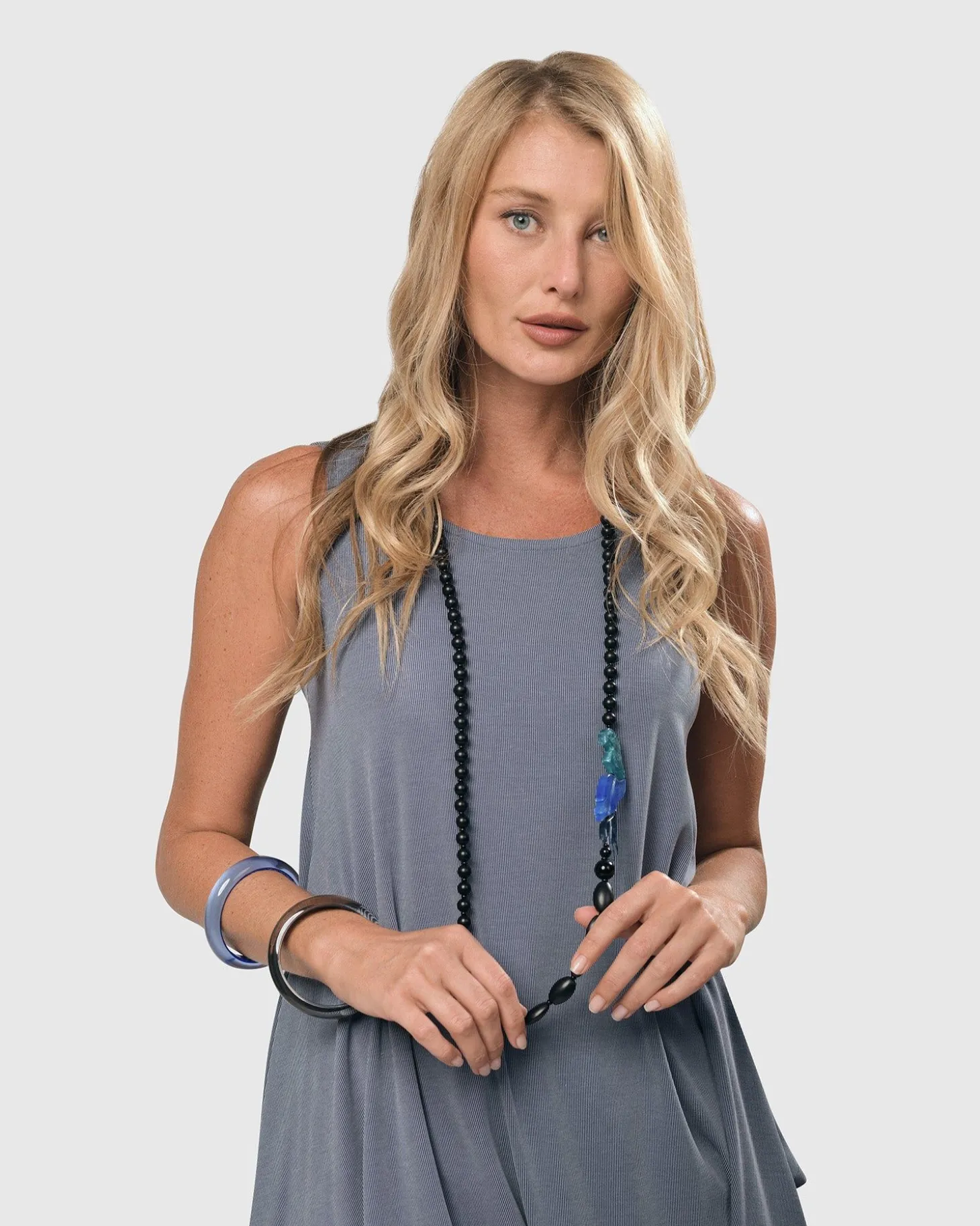 Women Alembika Tahiti Bird Bead Necklace, Blue