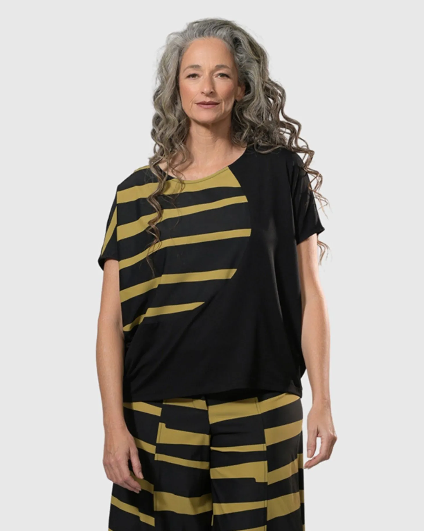 Women Alembika Tekbika Bliss Boxy Top, Dunes