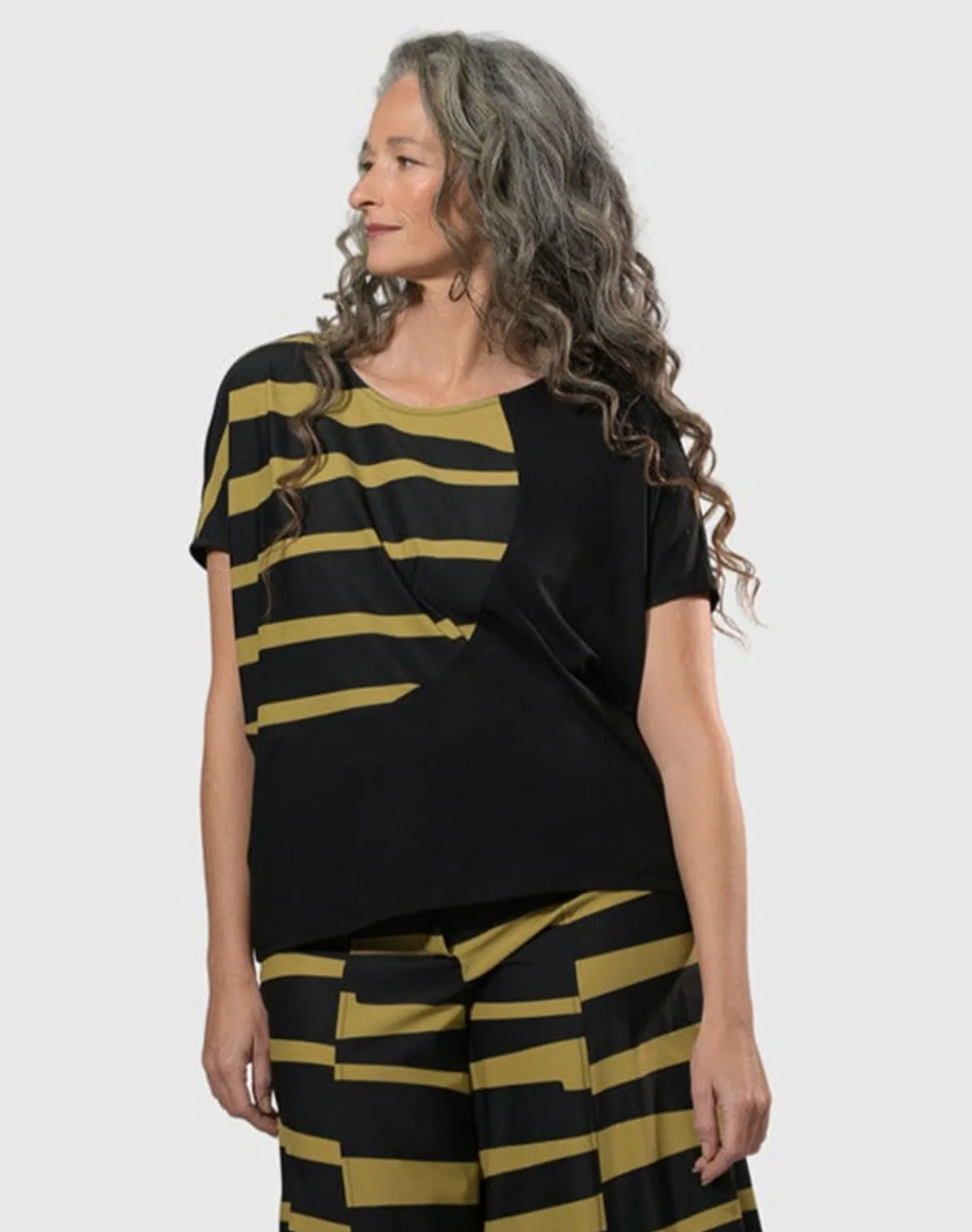 Women Alembika Tekbika Bliss Boxy Top, Dunes