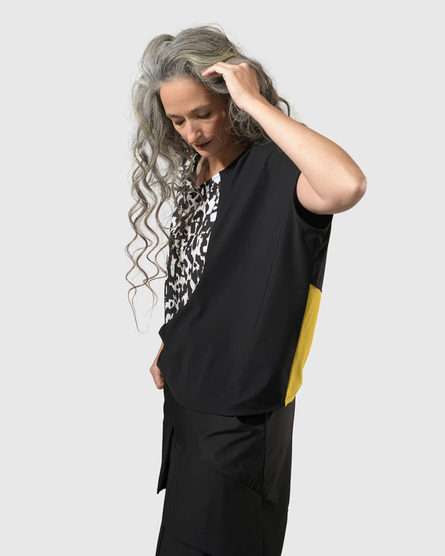 Women Alembika Tekbika Bliss Boxy Top, Yellow/Print