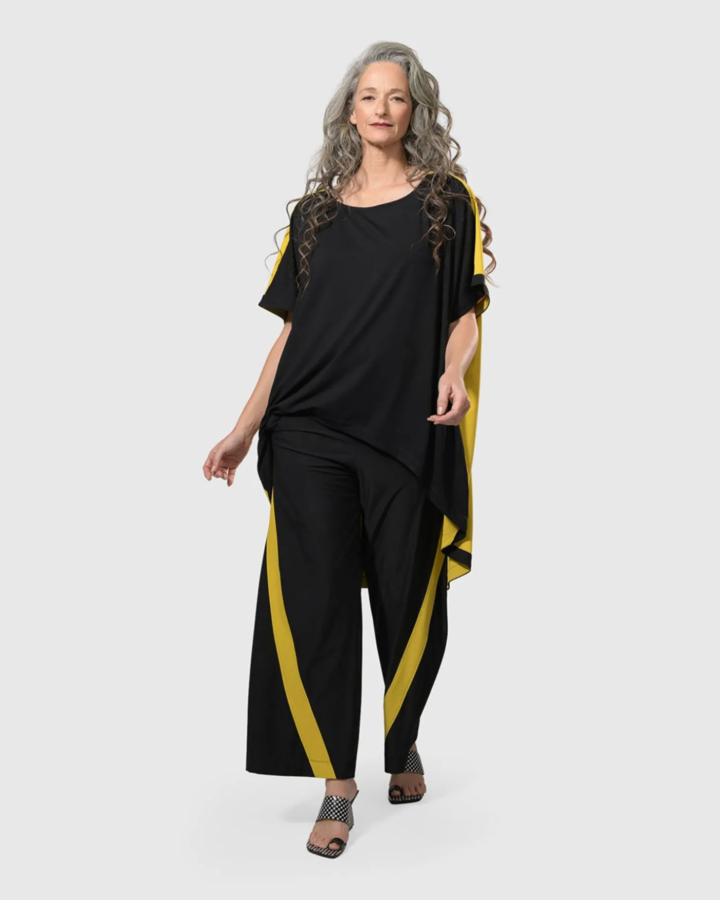Women Alembika Tekbika Jessie Flow Pants, Yellow