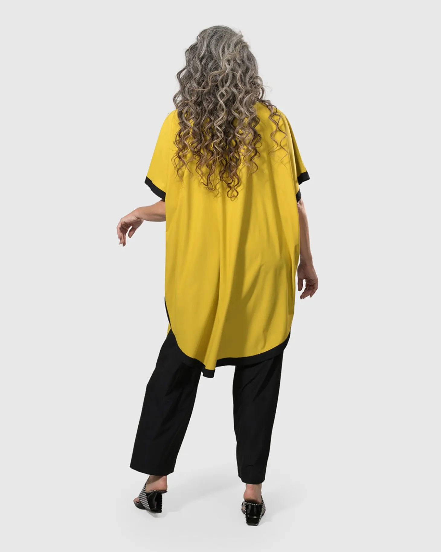 Women Alembika Tekbika Jessie Flow Pants, Yellow