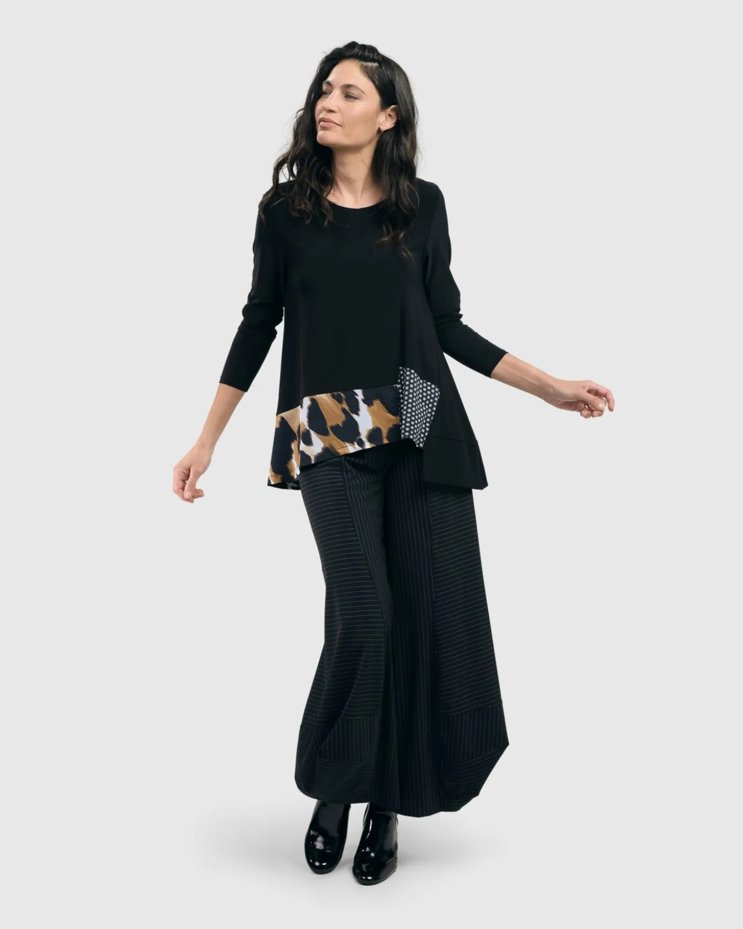 Women Alembika Tekbika Pinstripe Punto Pants, Black