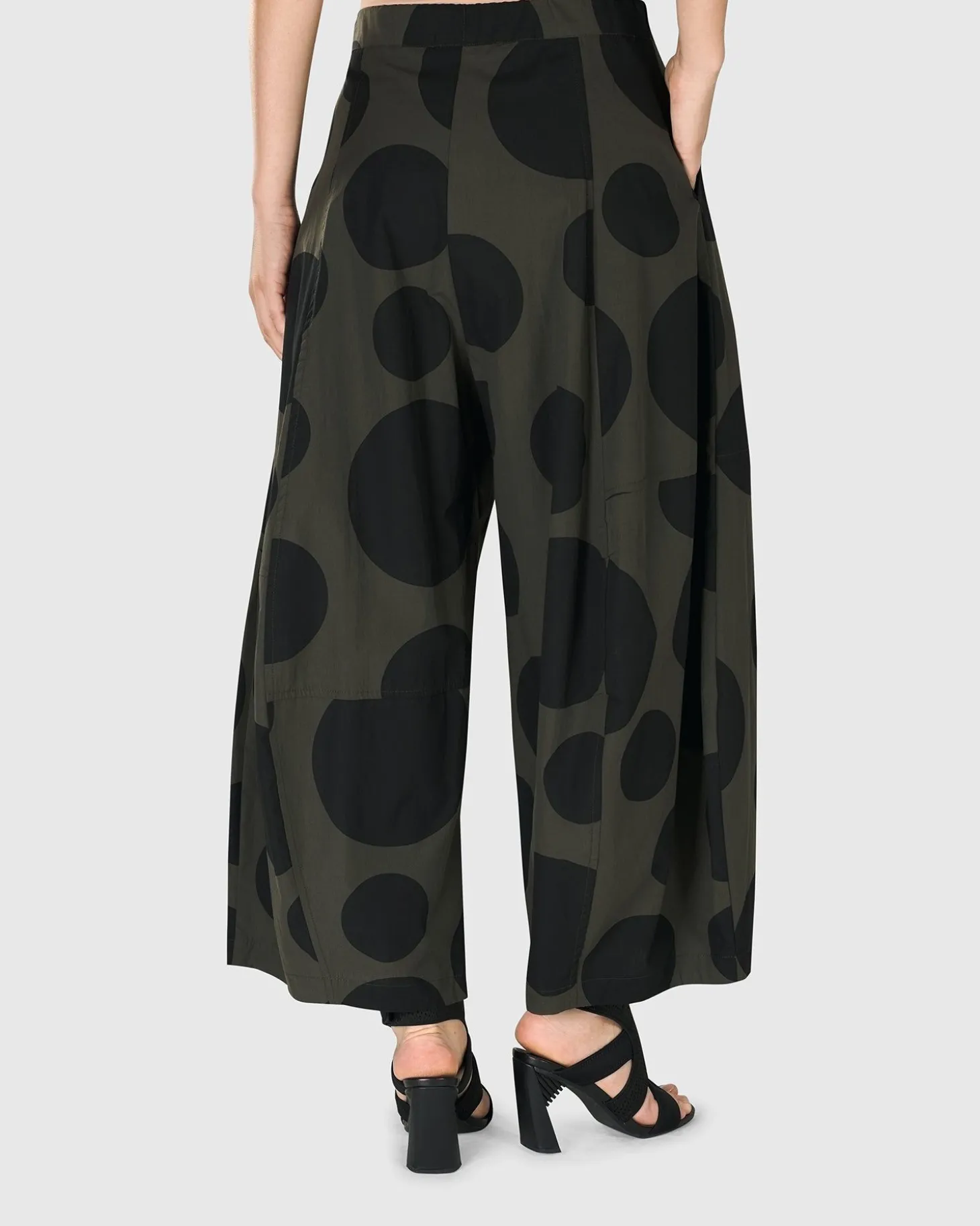 Women Alembika Urban Akira Balloon Pants, Khaki