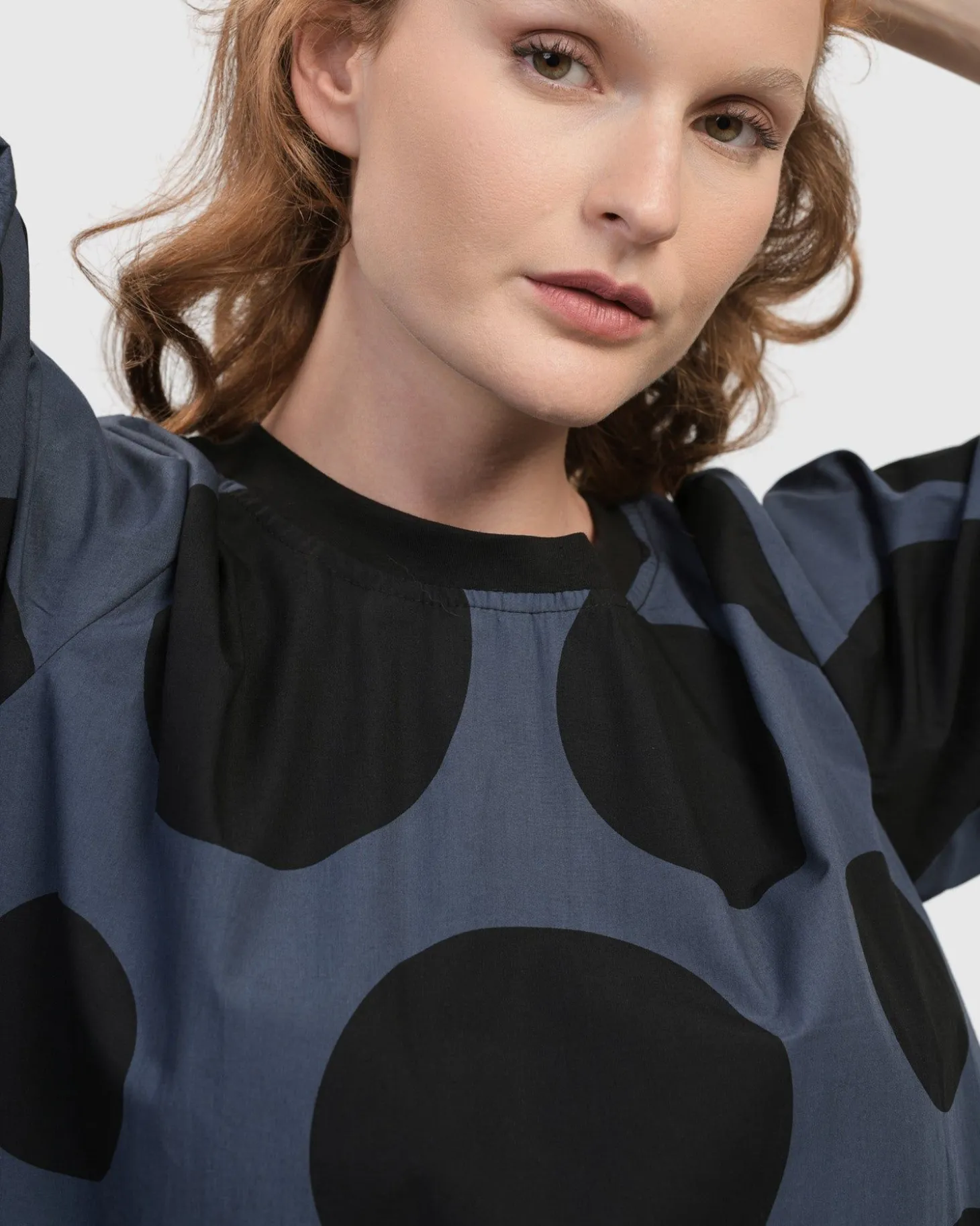 Women Alembika Urban Angelica Dots Tee, Navy