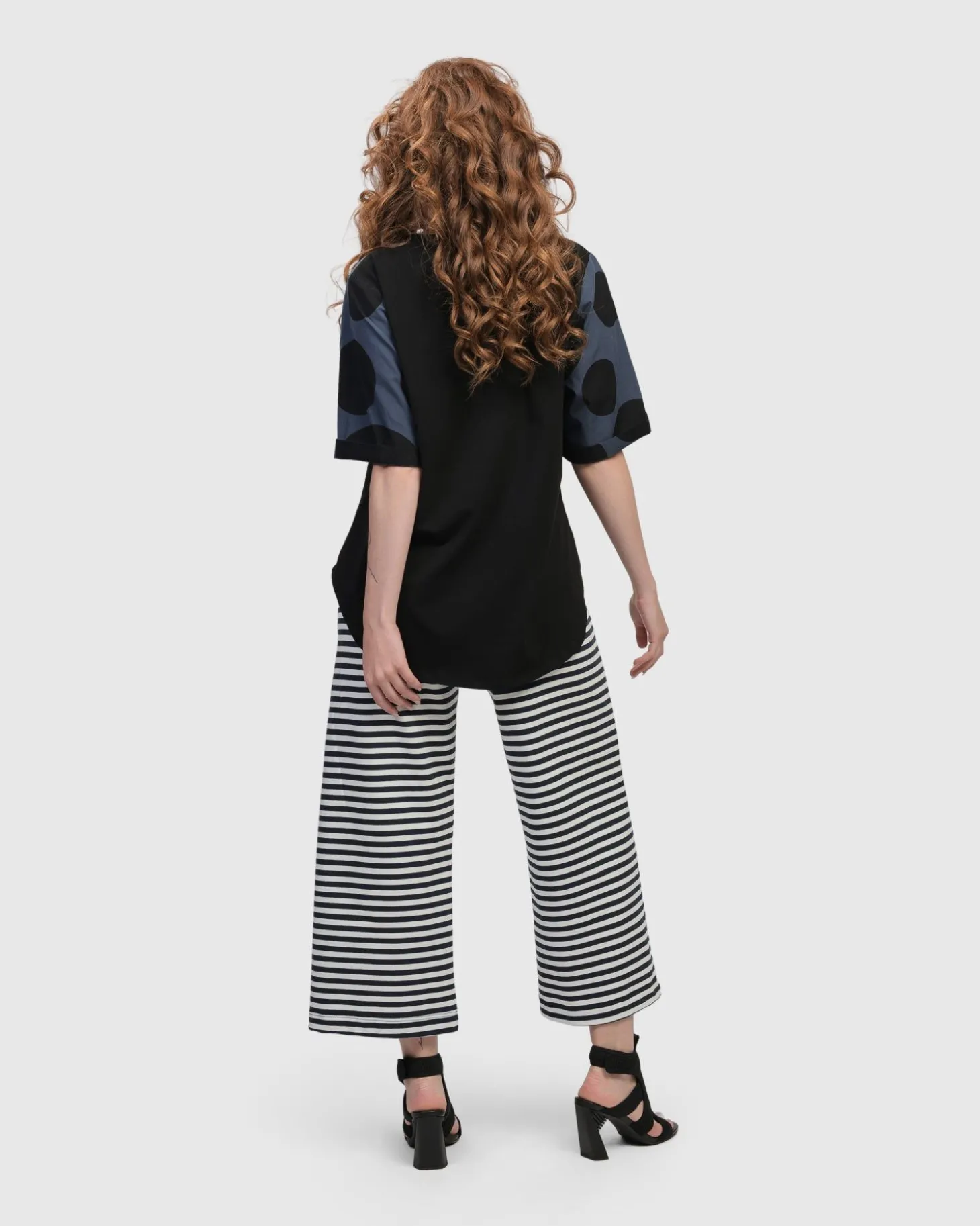 Women Alembika Urban Angelica Dots Tee, Navy
