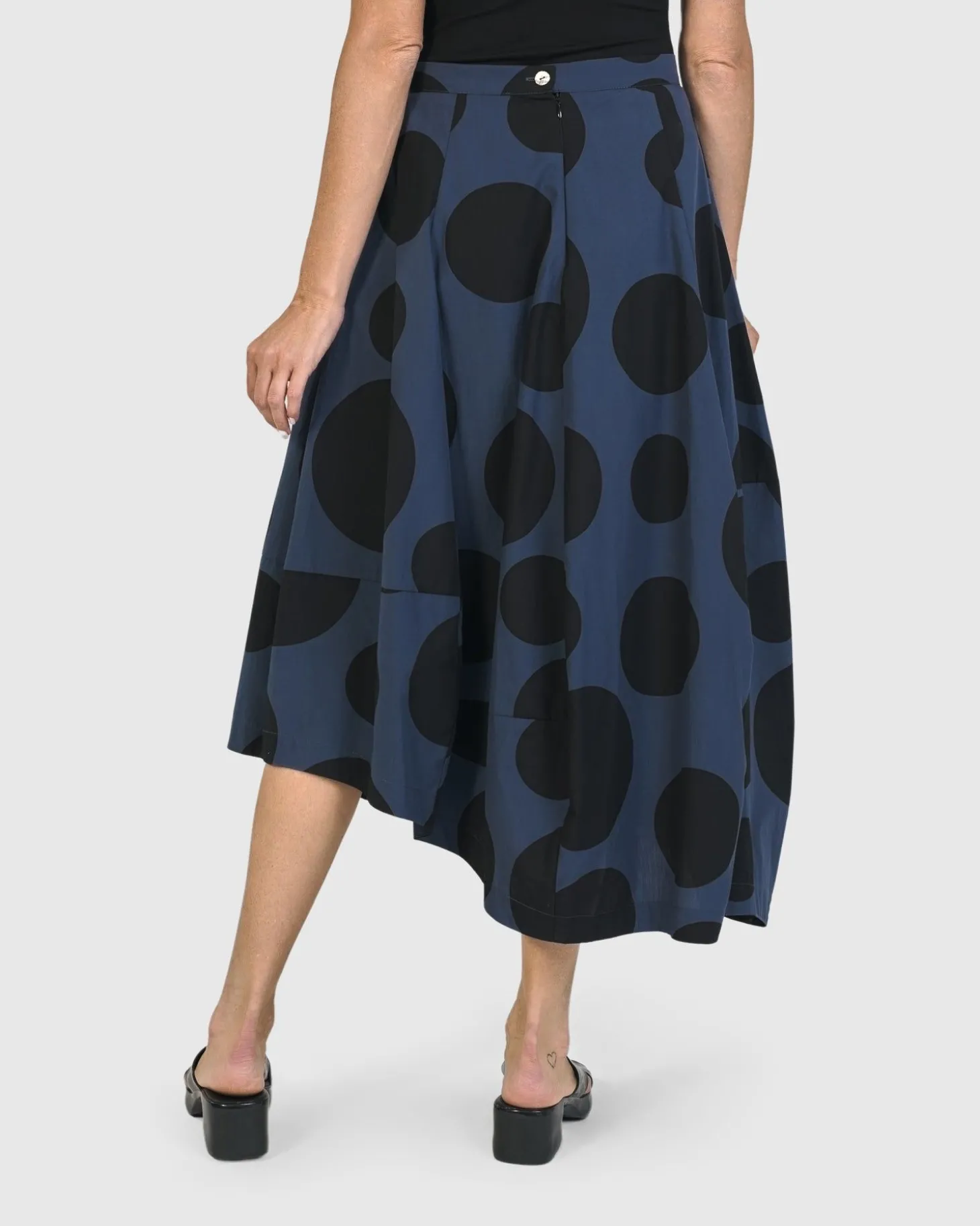 Women Alembika Urban Astrid Balloon Skirt, Navy
